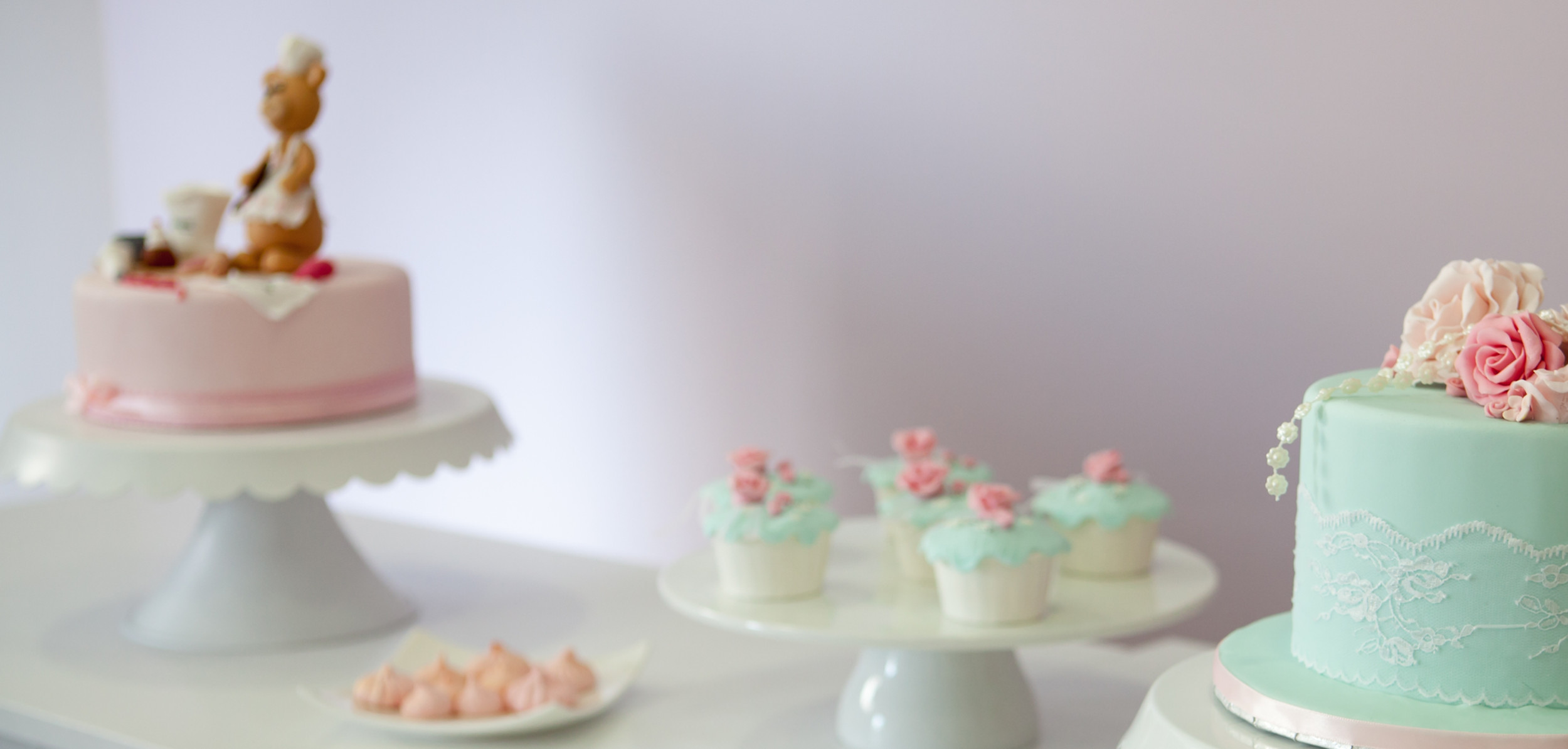 Açúcar às Bolinhas - Cake Design, Workshops e Decoração de Festas