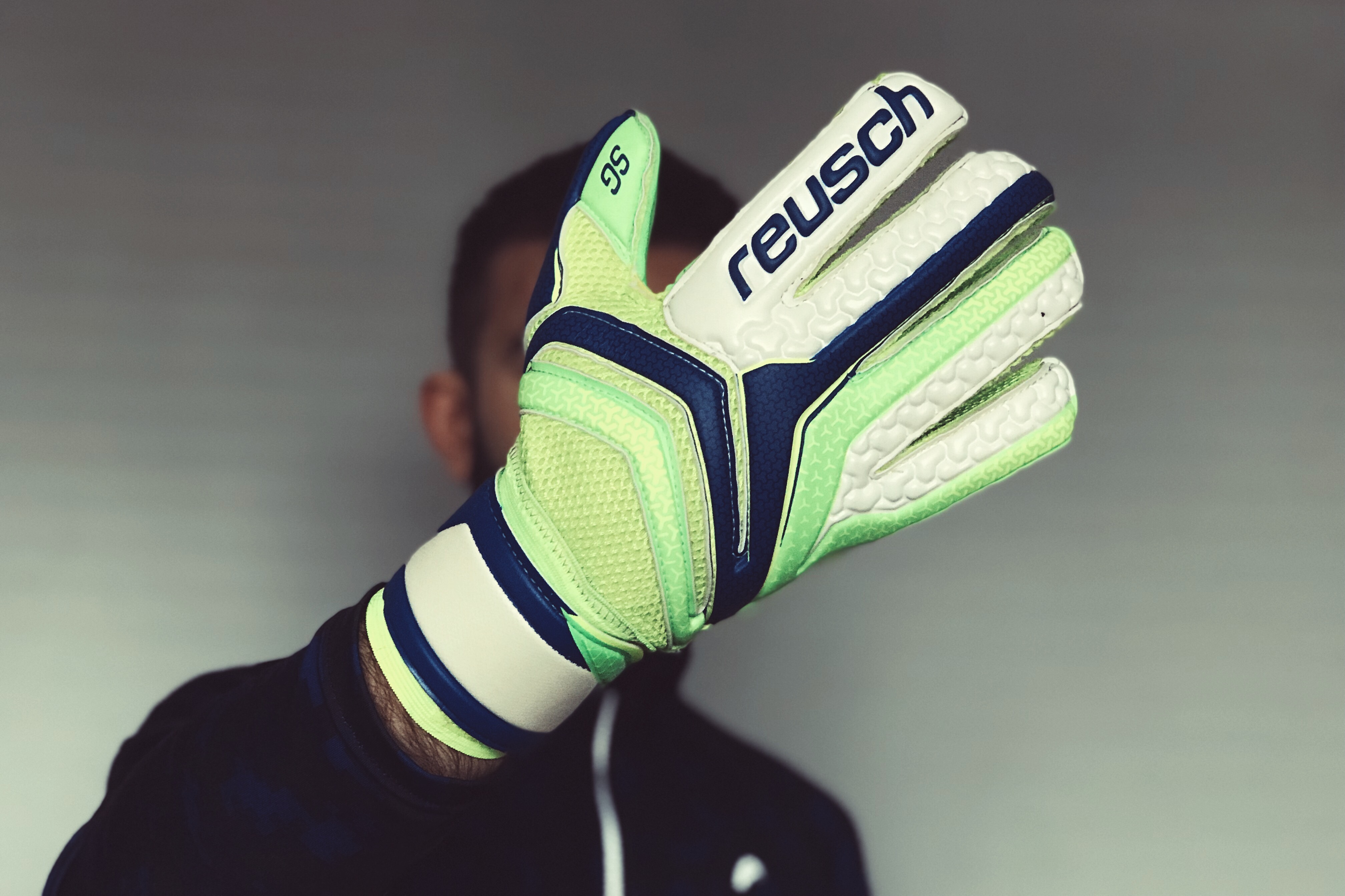 reusch serathor sg extra