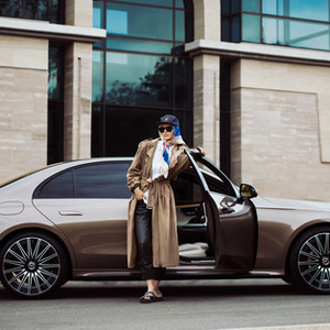 MERCEDEZ-BENZ