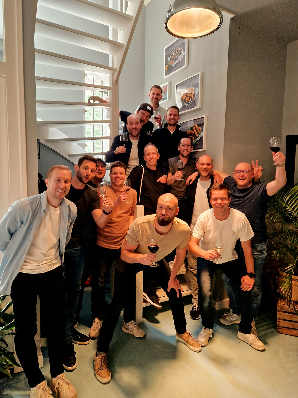 Wijnproeverij of Wijn/Spijsproeverij in Breda, niet alleen interessant maar ook leuk en gezellig.