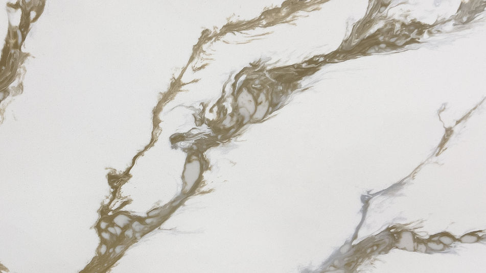 Kitchen Countertop, Quartz, Calacatta Venice QCV08, White Surface with Bold Gold Veining