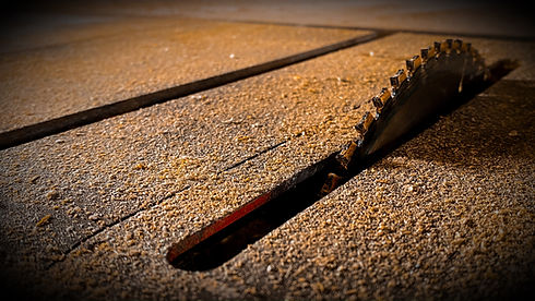 Electric Saw_edited.jpg