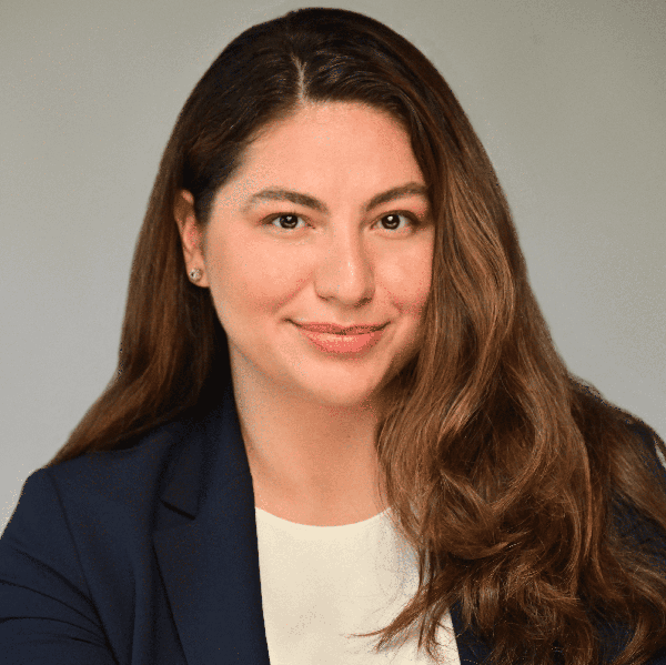 Writer: Elizabeth Vulaj