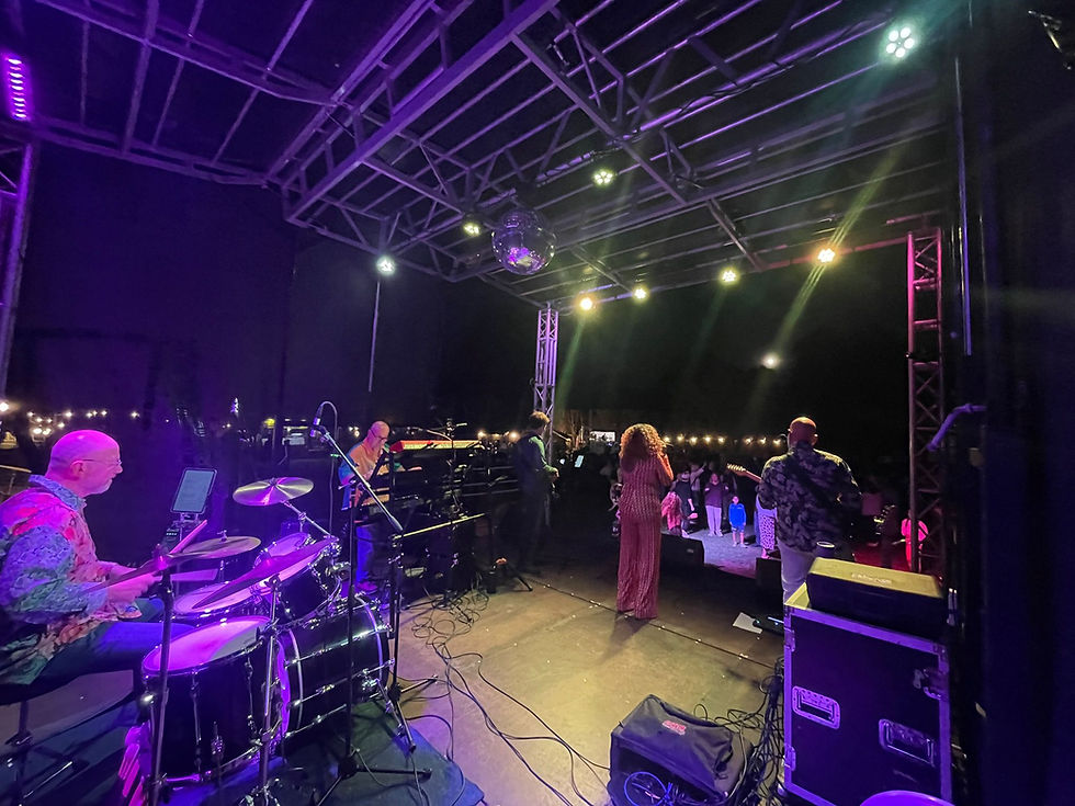 MainStage_Portable_Mobile_OutdoorStage_Live-Bands
