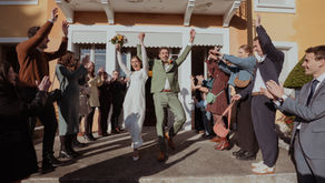 Mariage civil, moments d’émotion photographiés dans une approche photo et vidéo hybride