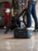 DieHard 100w Power Station Powering a Wet Dry Vac