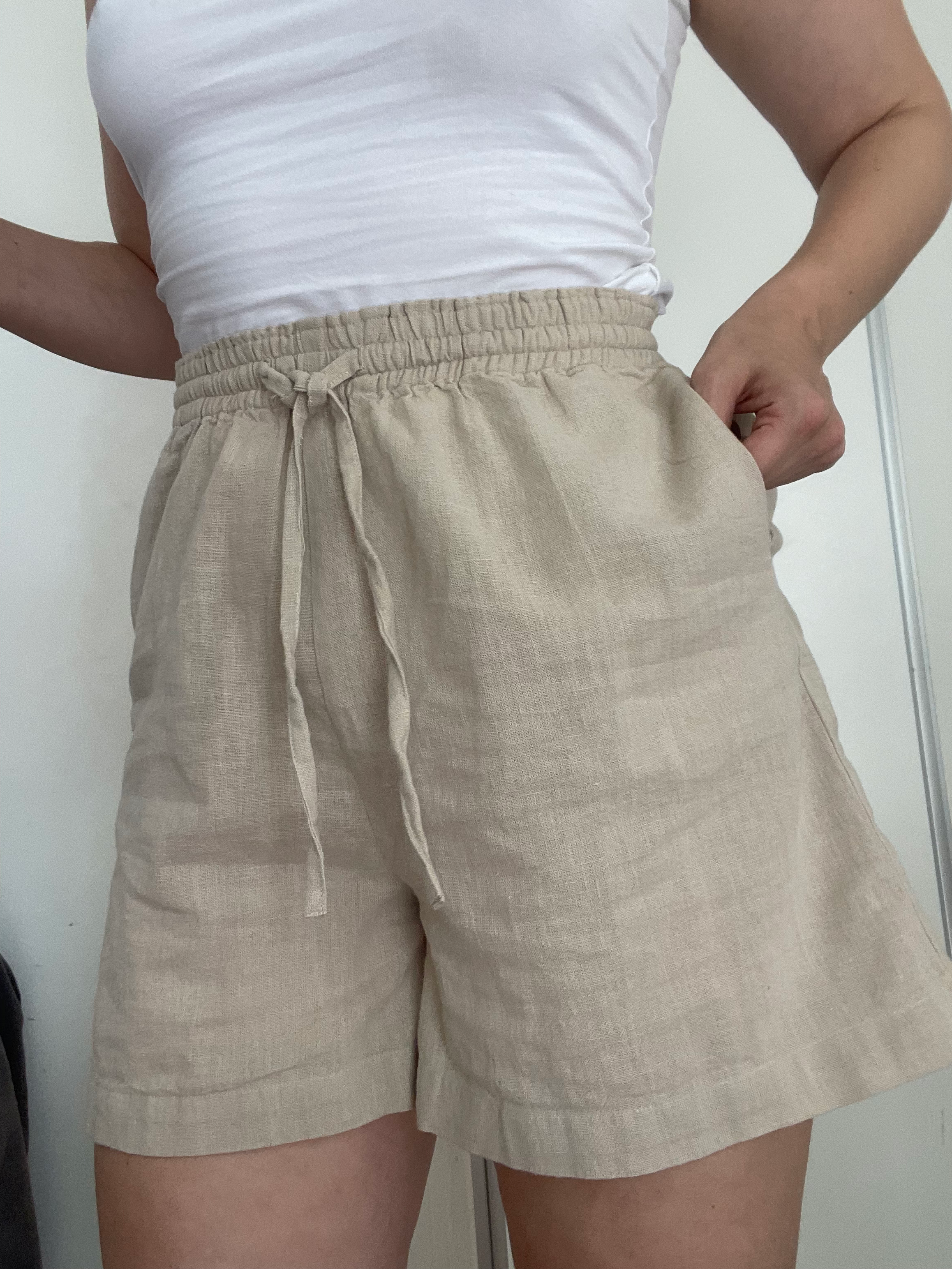 GOTTEX beige shorts