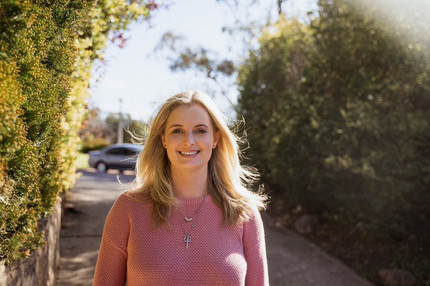 Restoring communication, restoring sight: Brightfocus MDR Fellowship success for ECR Yvette Wooff