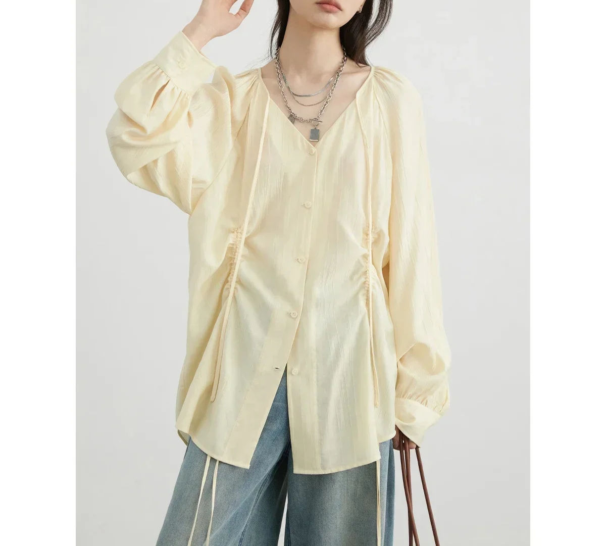 Cosmopolitan Aura | Maison Lumière Blouse