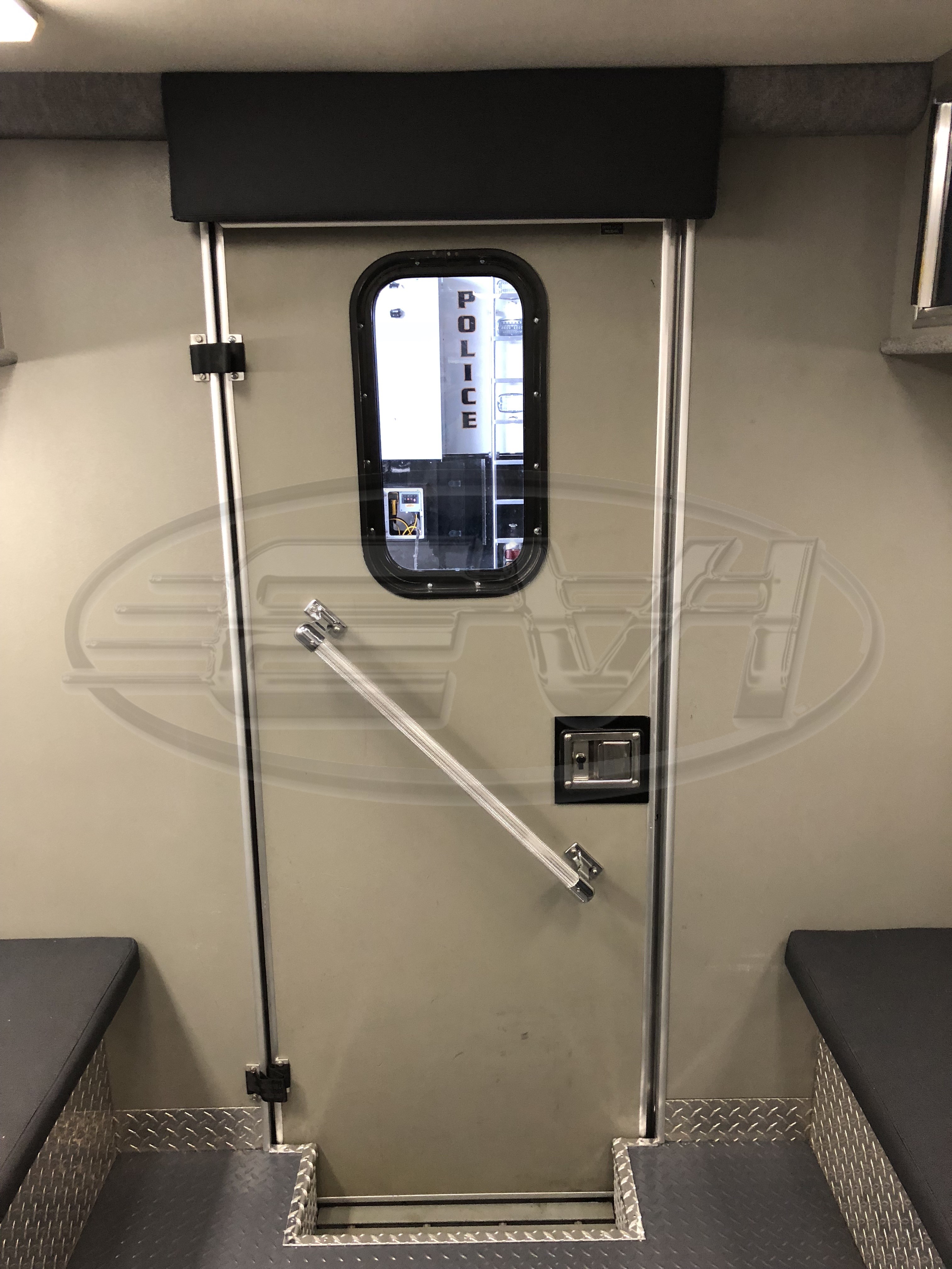 16-Ft. Walk-In DWI Mobile Processing