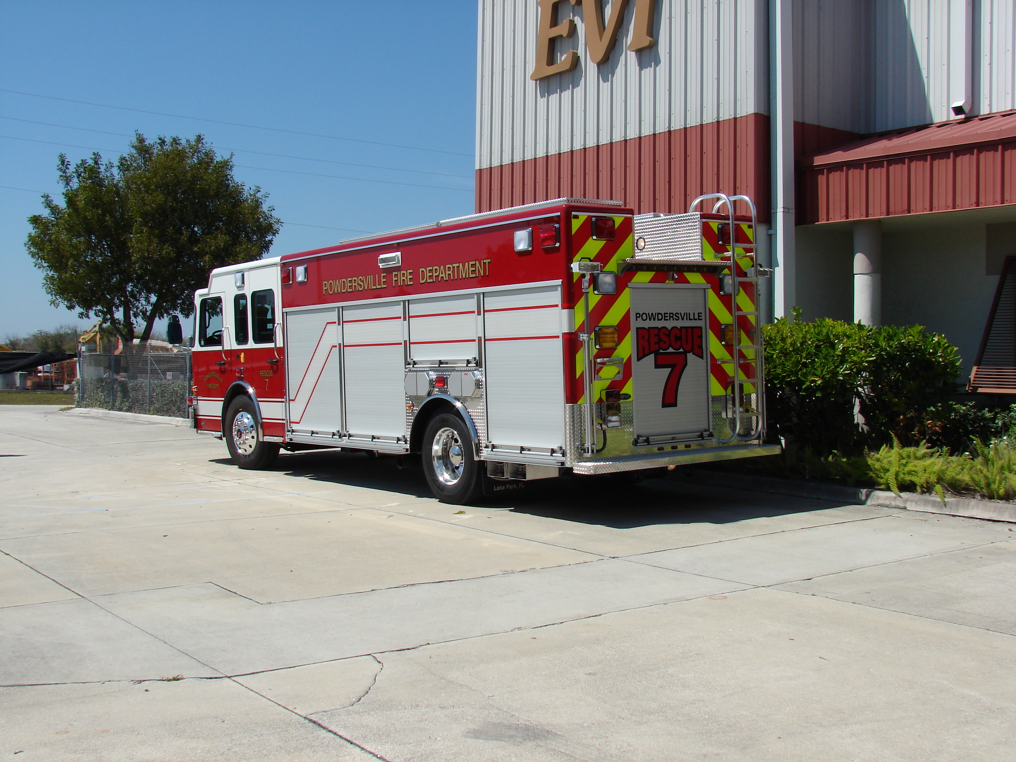 EVI Custom Heavy Rescues Powdersville Vol. Fire Department
