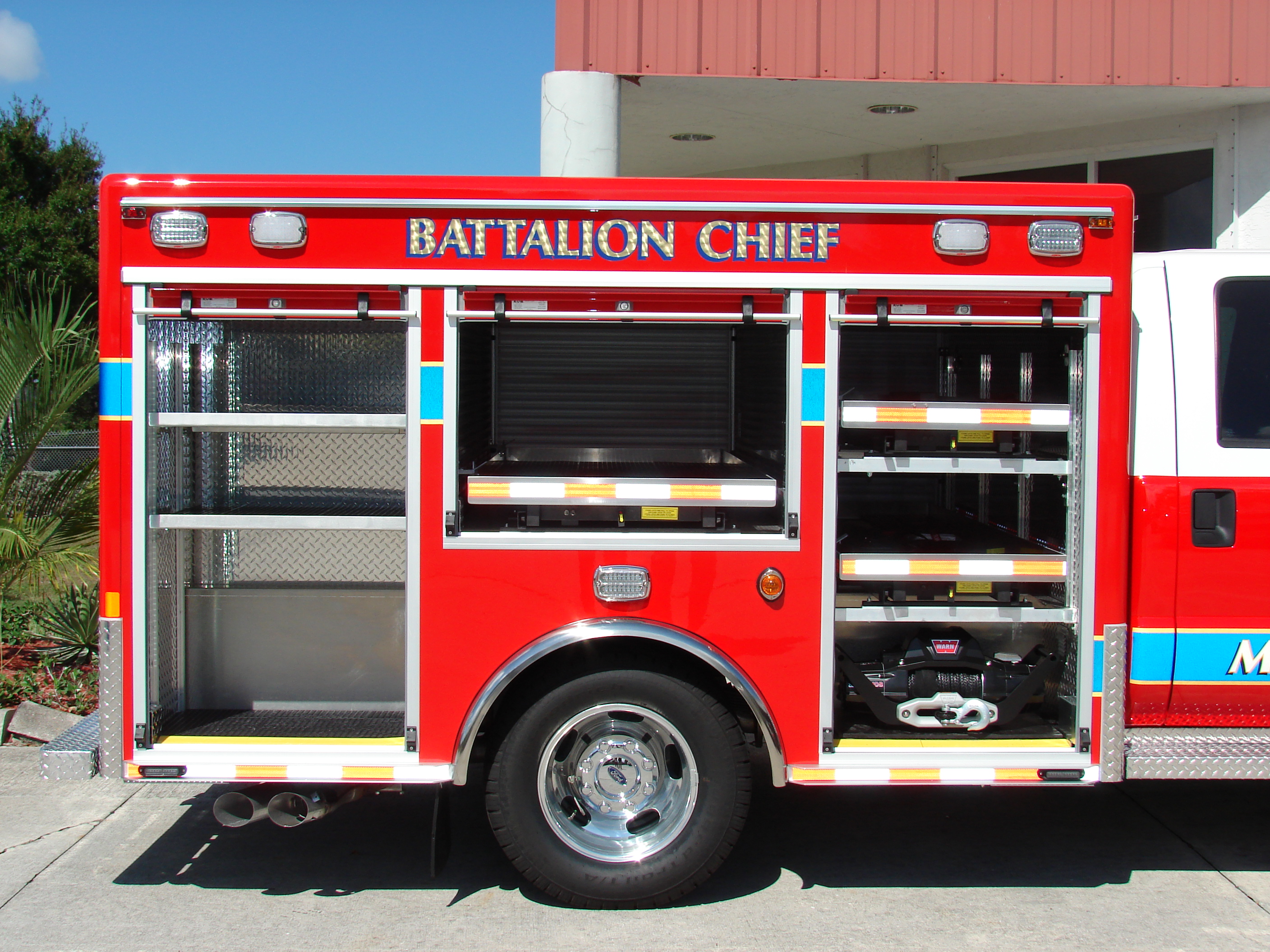 10-Ft. Non-Walk-In Rescue Truck