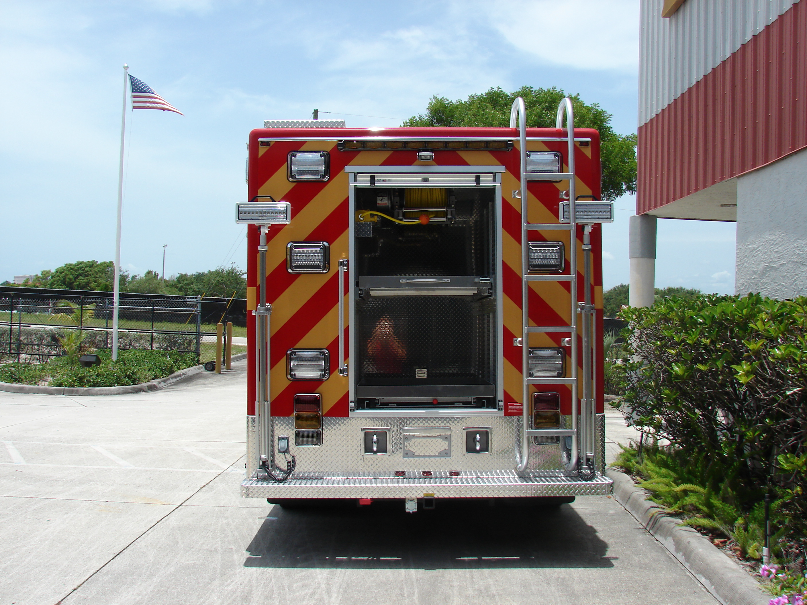 14-Ft. Crew Body Rescue Vehicle