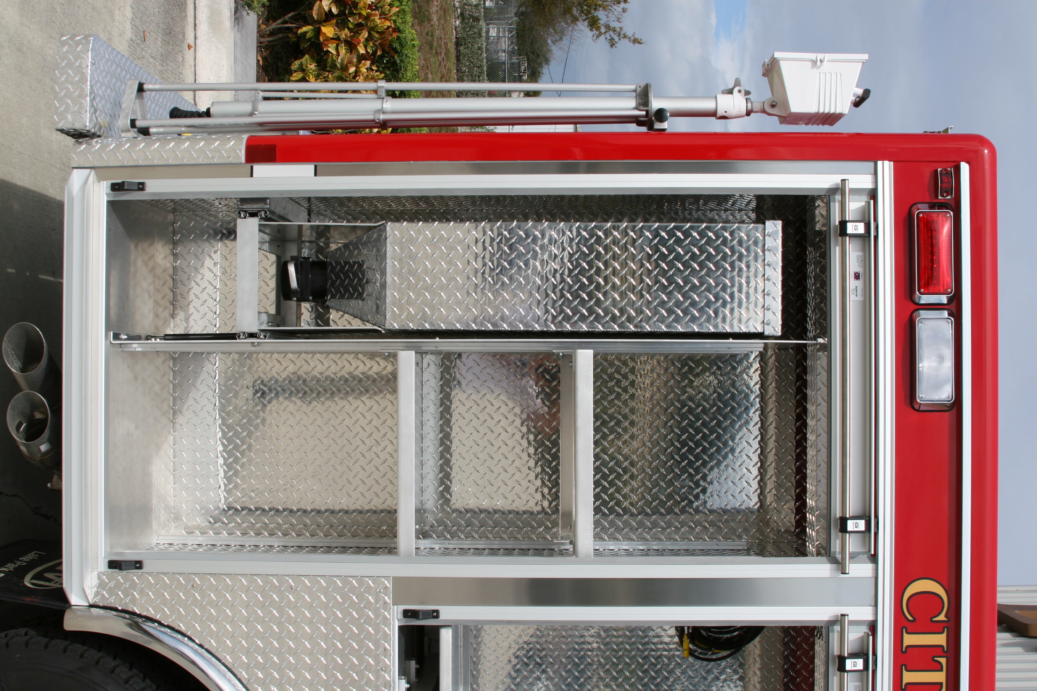 12-Ft. Non-Walk-In Rescue Truck