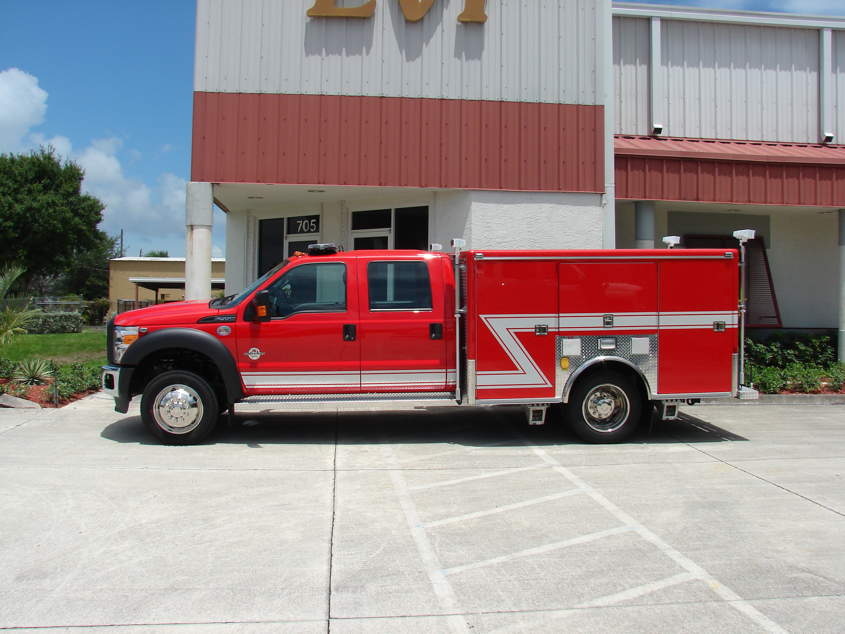 EVI 10-Ft. Non-Walk-In Rescue Truck
