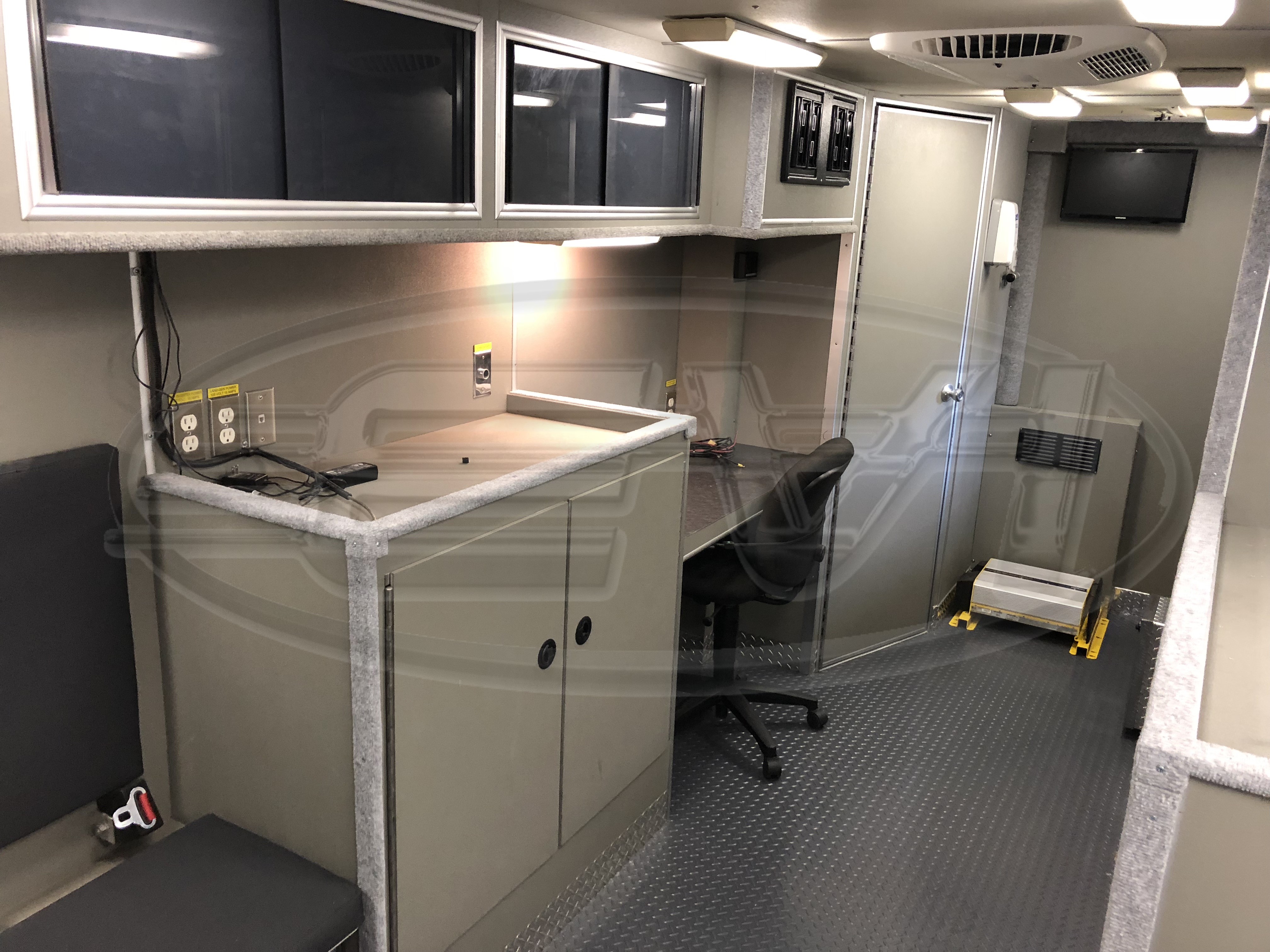 16-Ft. Walk-In DWI Mobile Processing