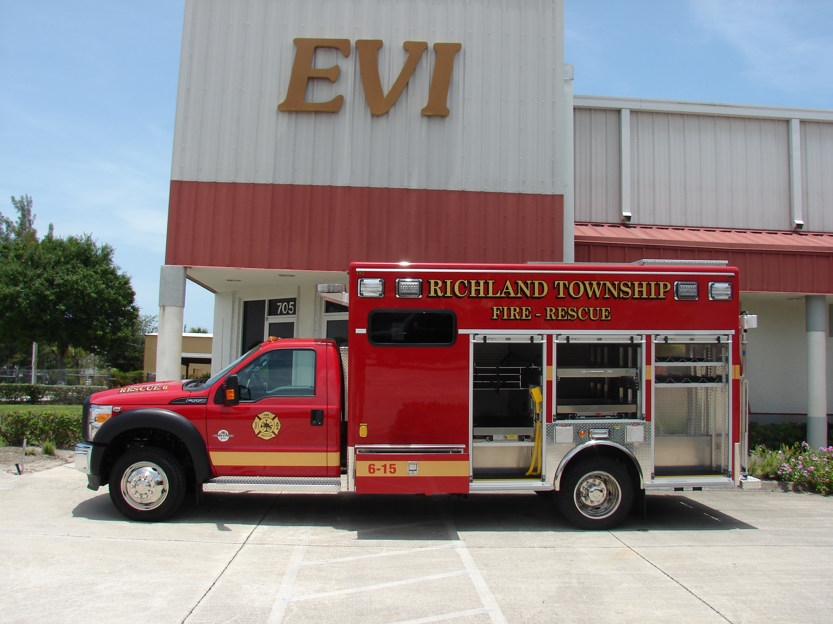 14-Ft. Crew Body Rescue Vehicle