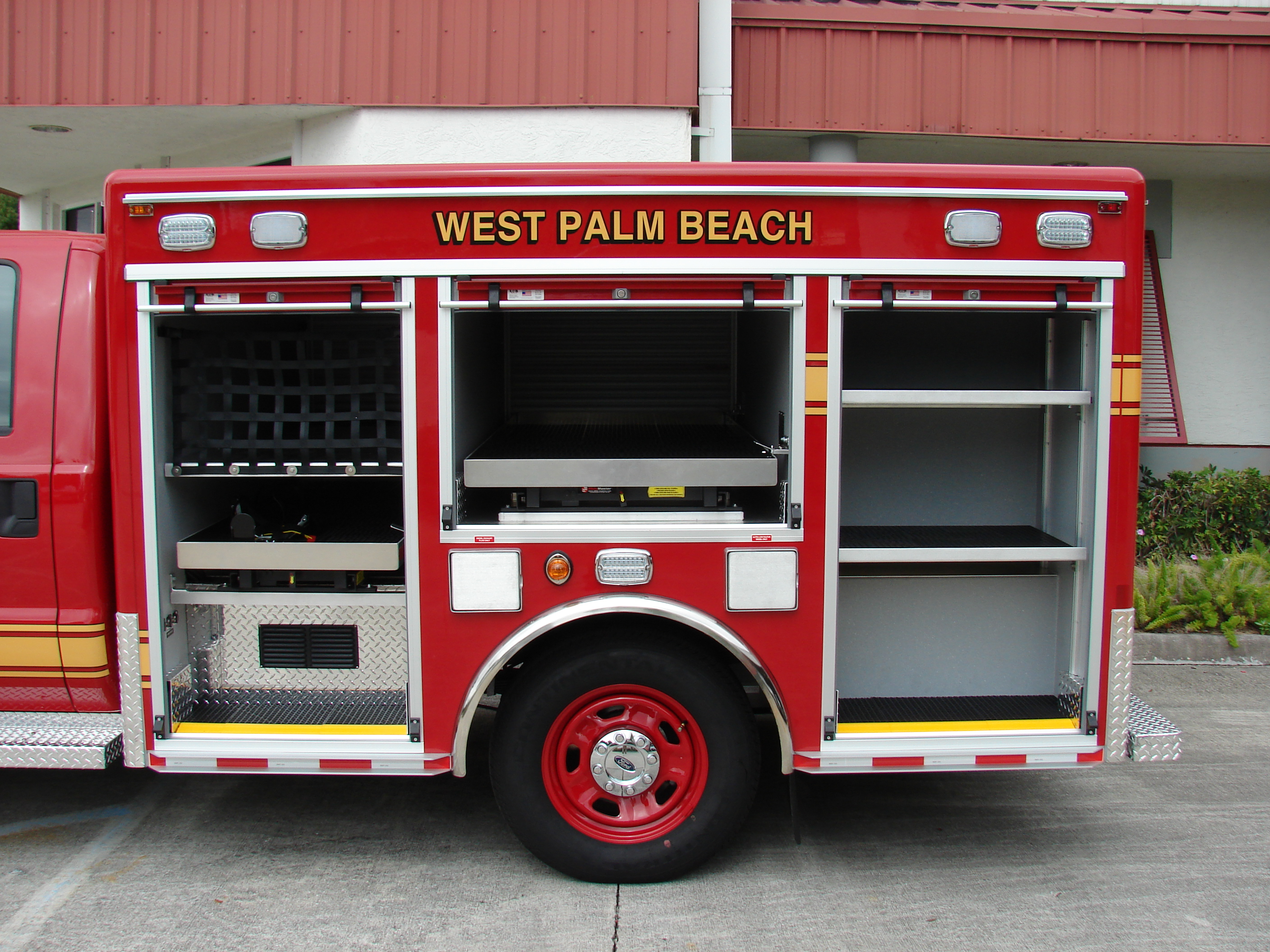 10-Ft. Non-Walk-In Support Vehicle