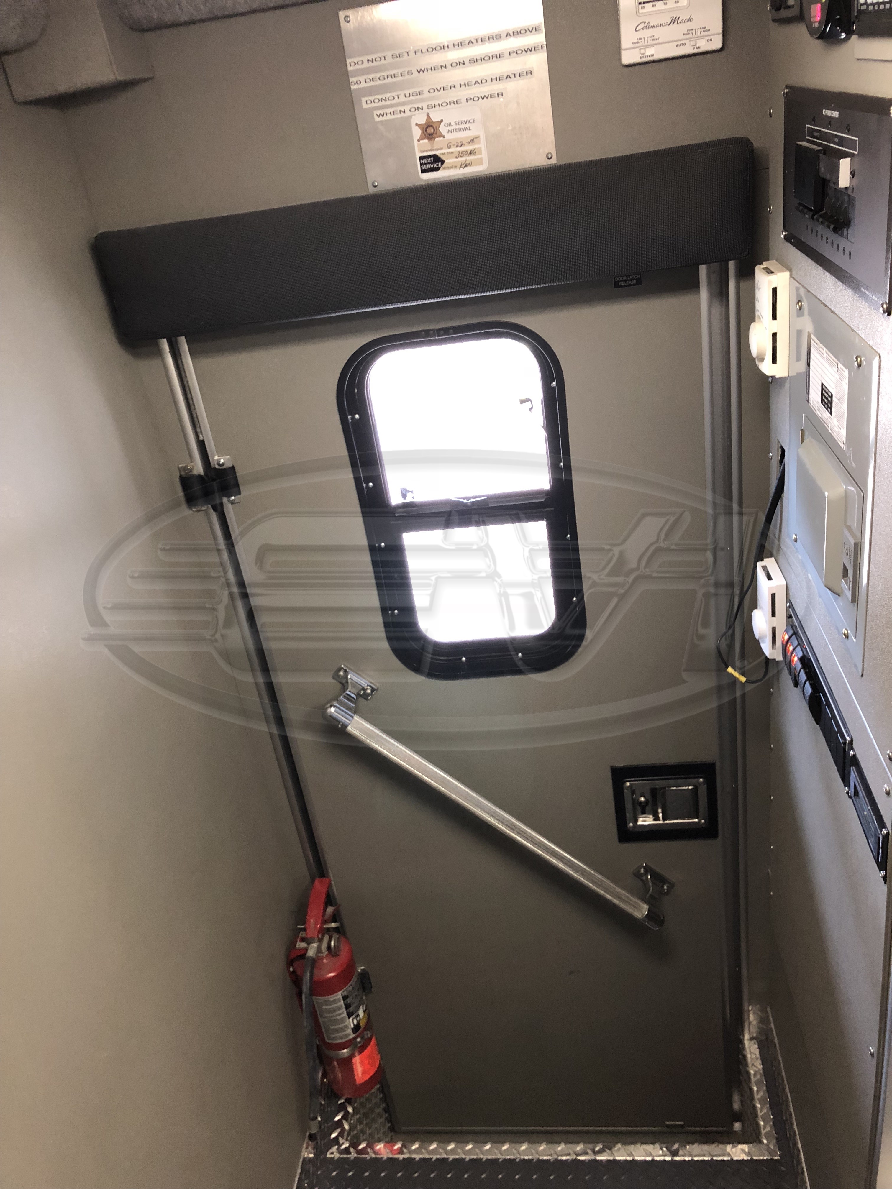 16-Ft. Walk-In DWI Mobile Processing