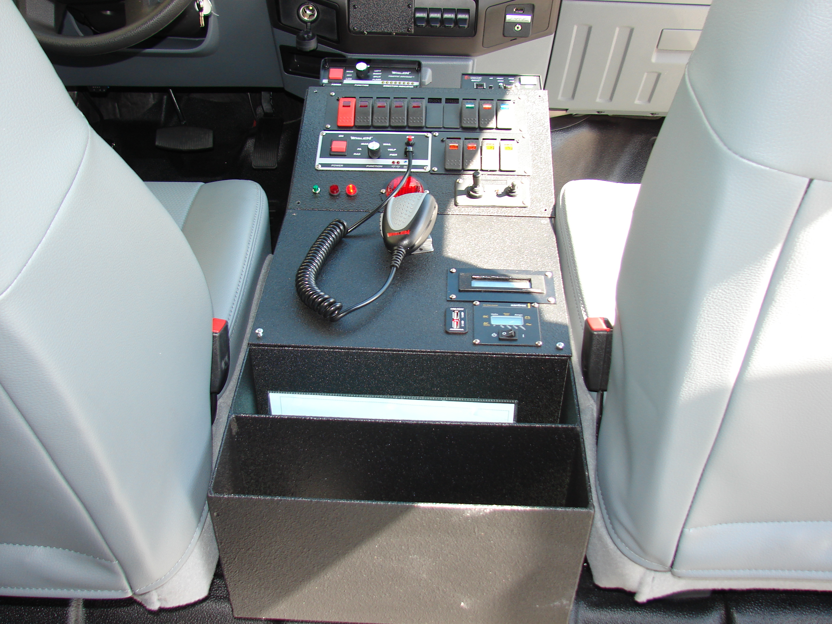 10-Ft. Non-Walk-In Rescue Truck