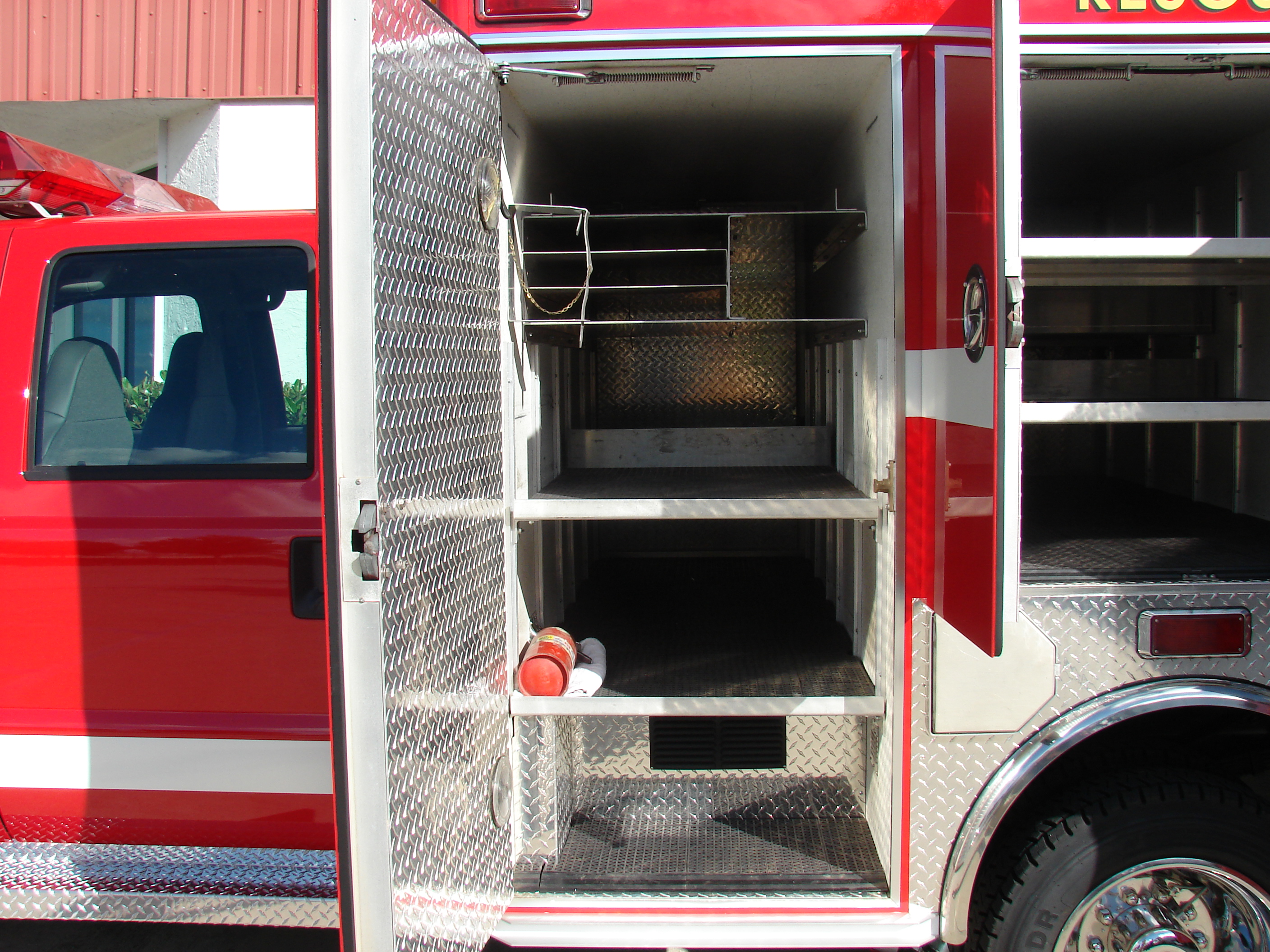 10-Ft. Non-Walk-In Rescue Truck
