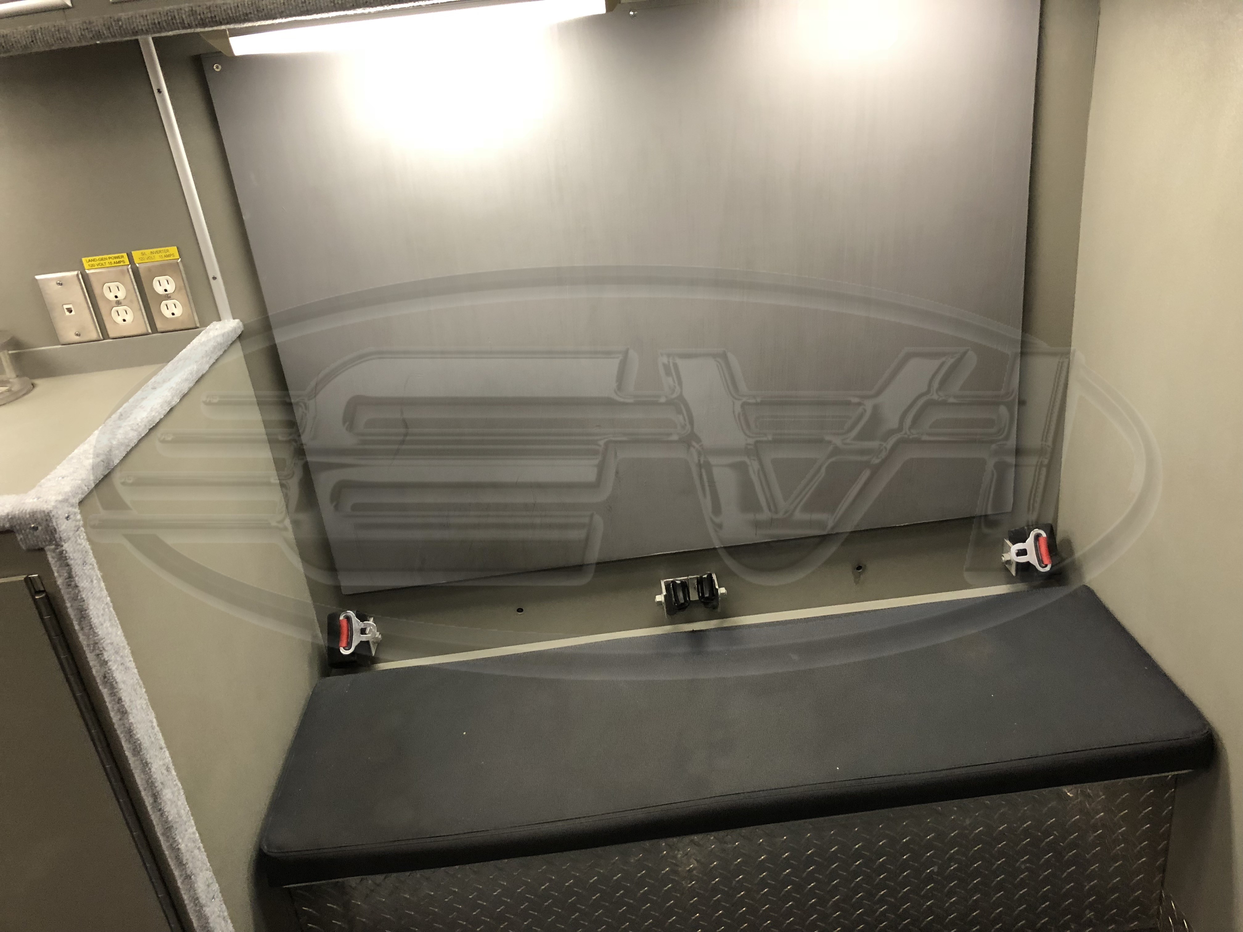 16-Ft. Walk-In DWI Mobile Processing