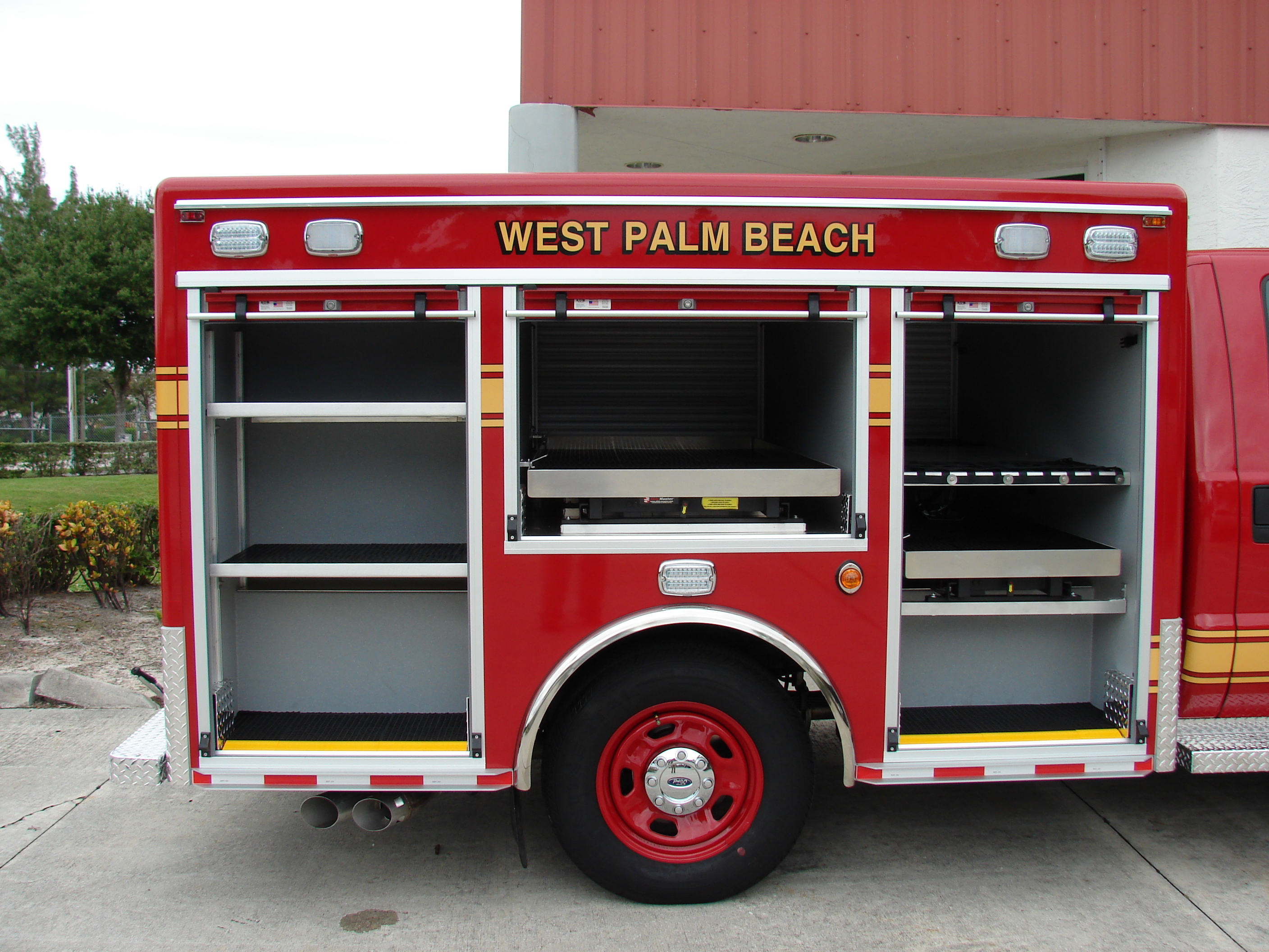 10-Ft. Non-Walk-In Support Vehicle