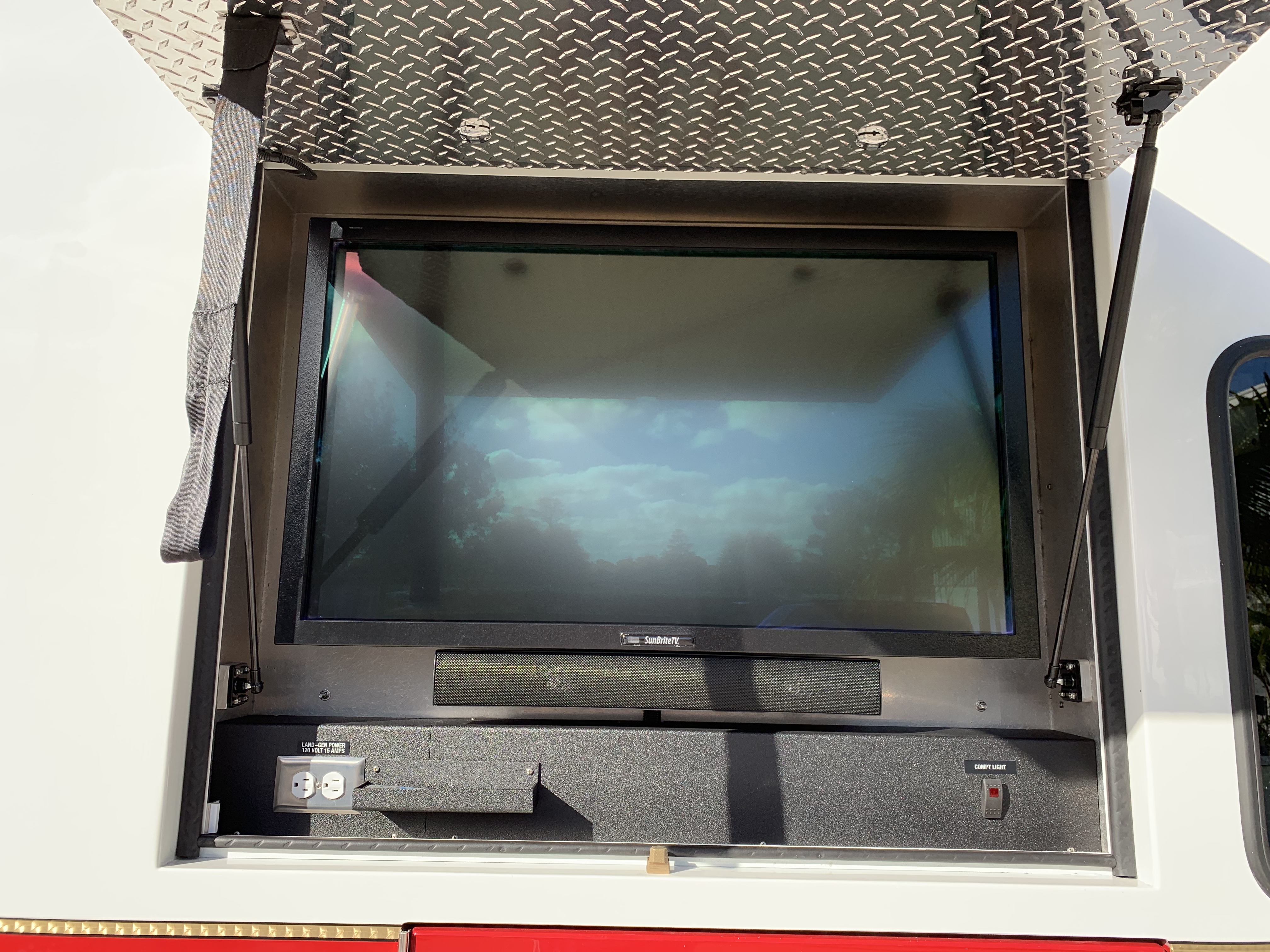 24-Ft. Hazmat Response Unit