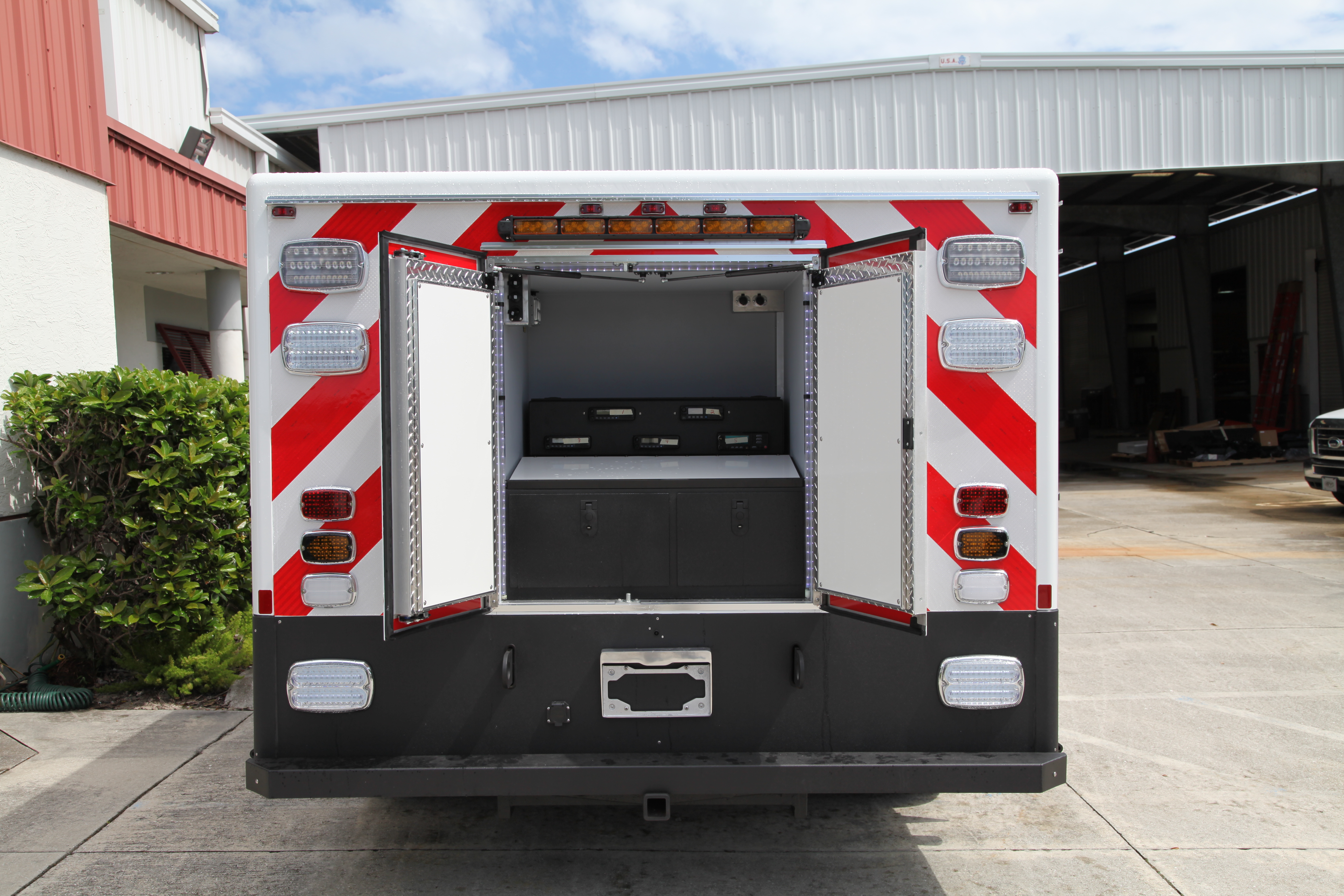 10-Ft. Non-Walk-In Rescue Unit