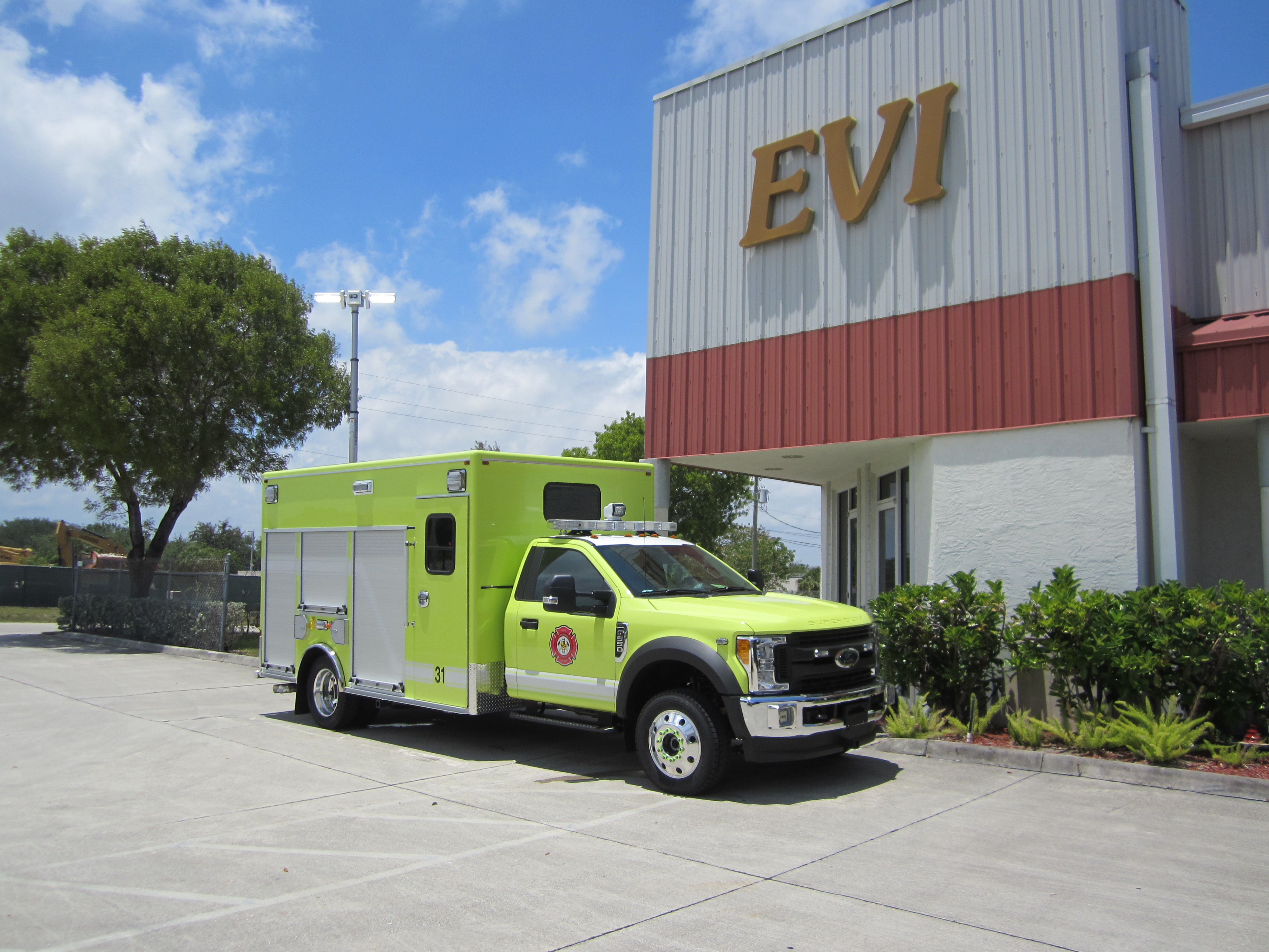 15-Ft. Non-Walk-In Rescue Truck