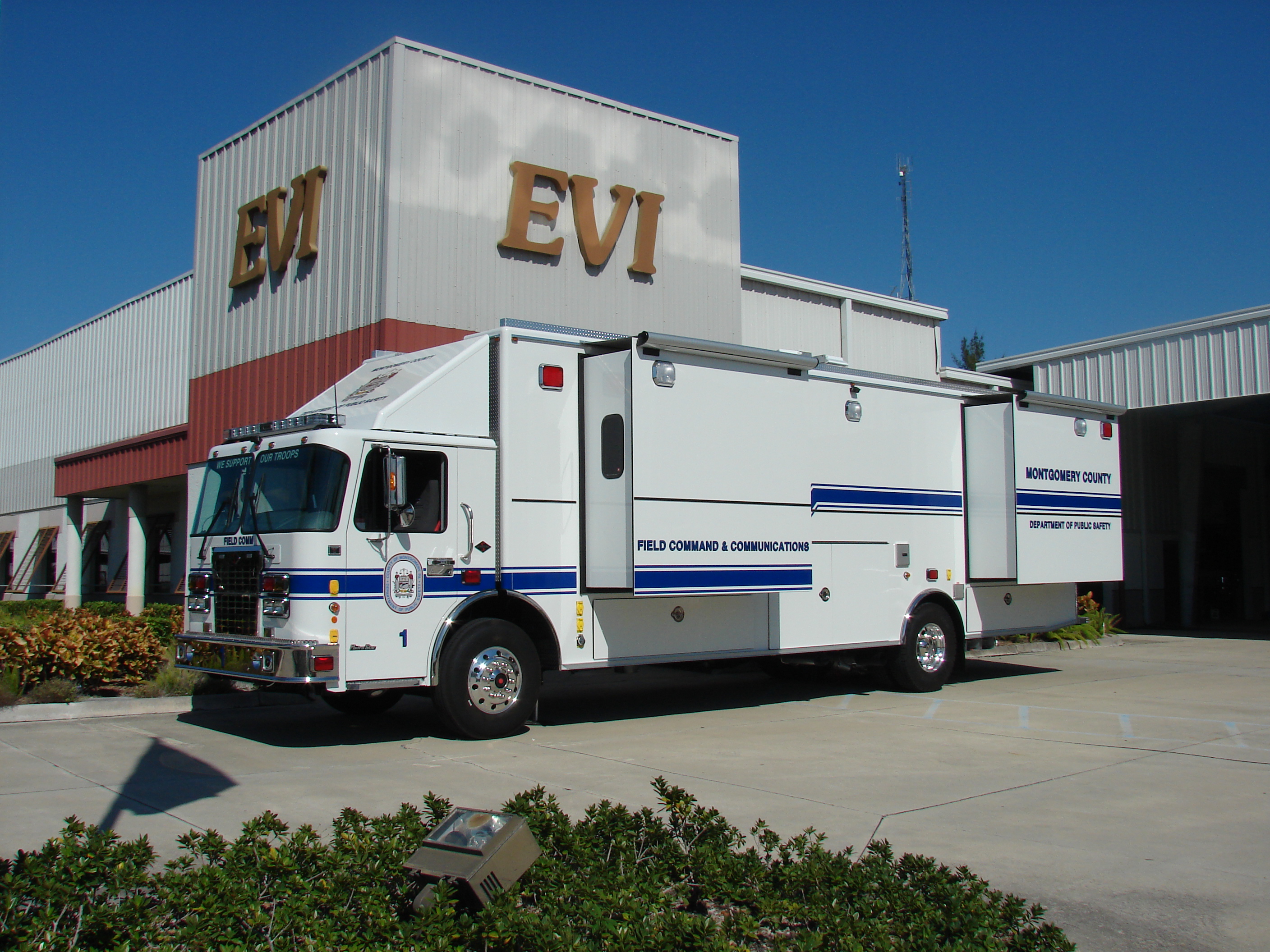EVI 32-Ft. Mobile Command Vehicle