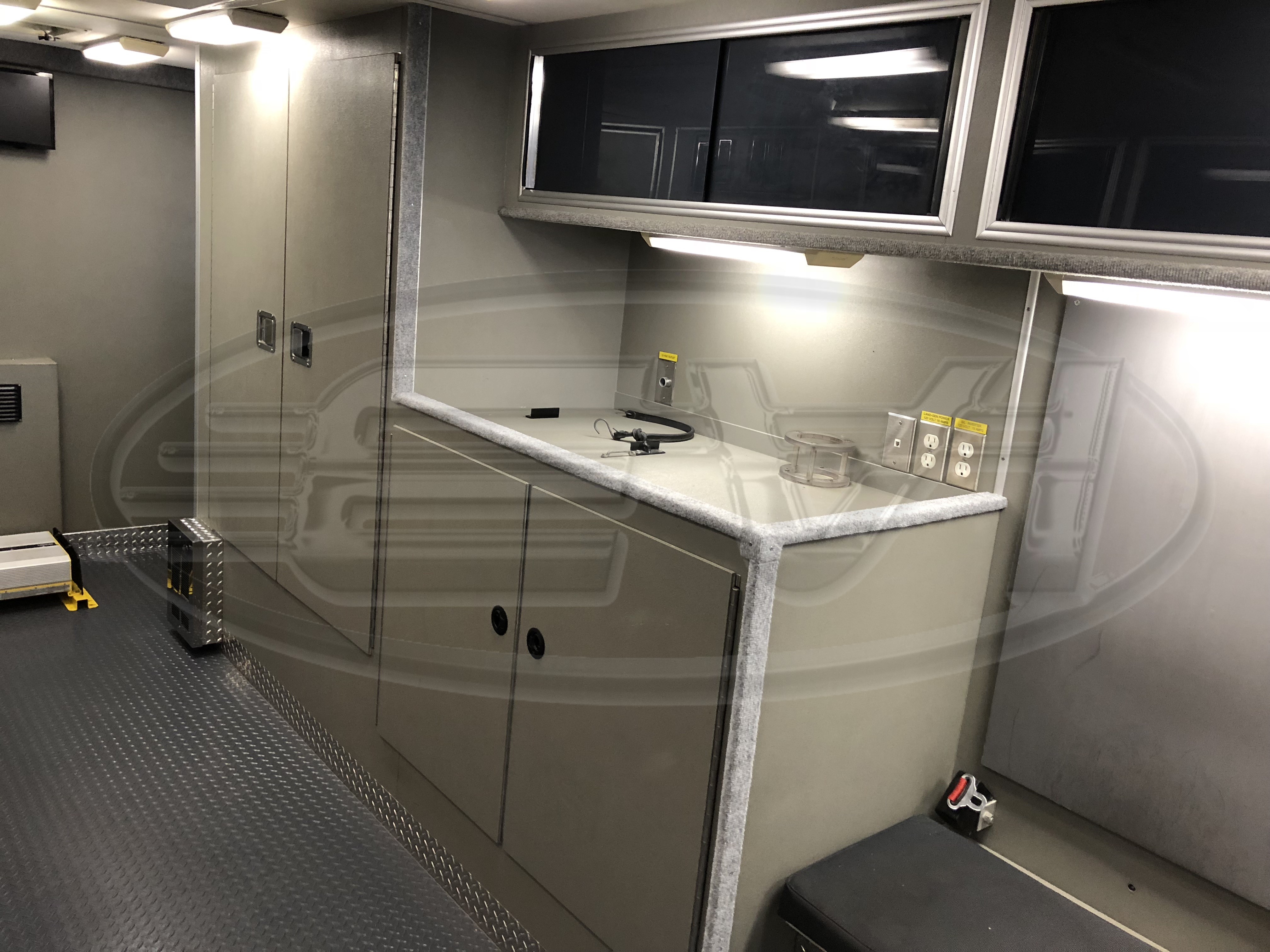 16-Ft. Walk-In DWI Mobile Processing