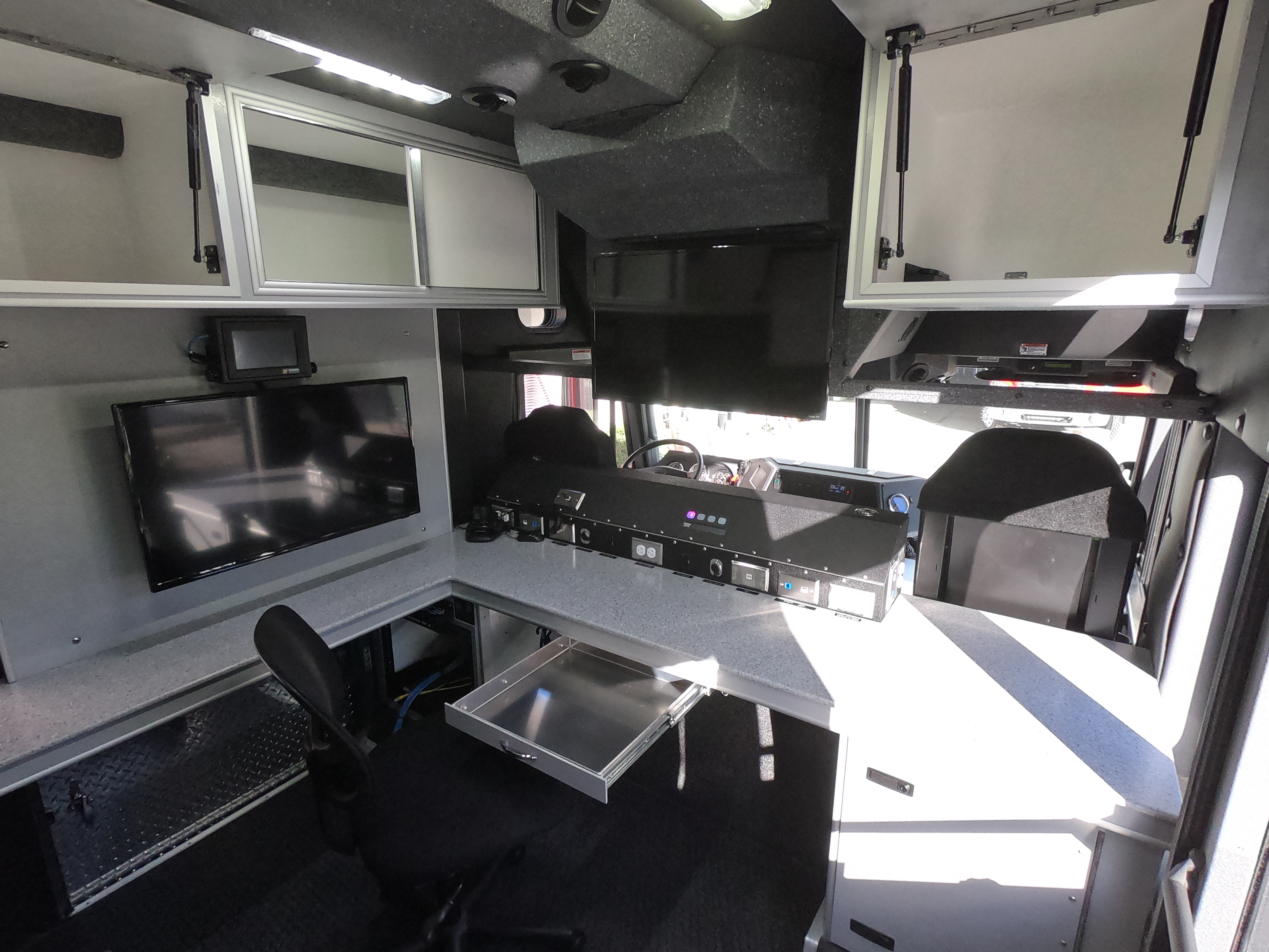 24-Ft. Hazmat Response Unit