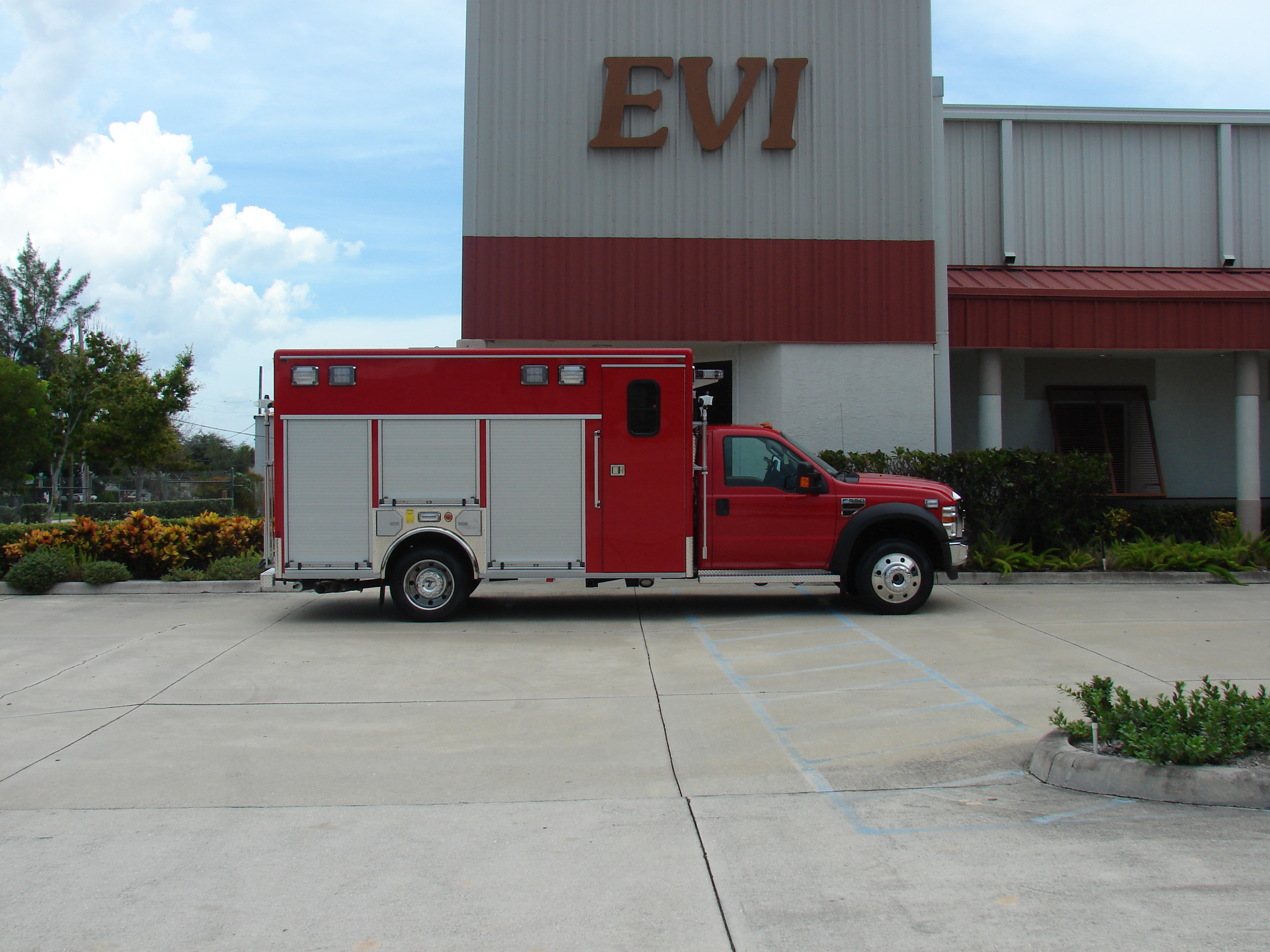 14-Ft. Crew Body Rescue Truck
