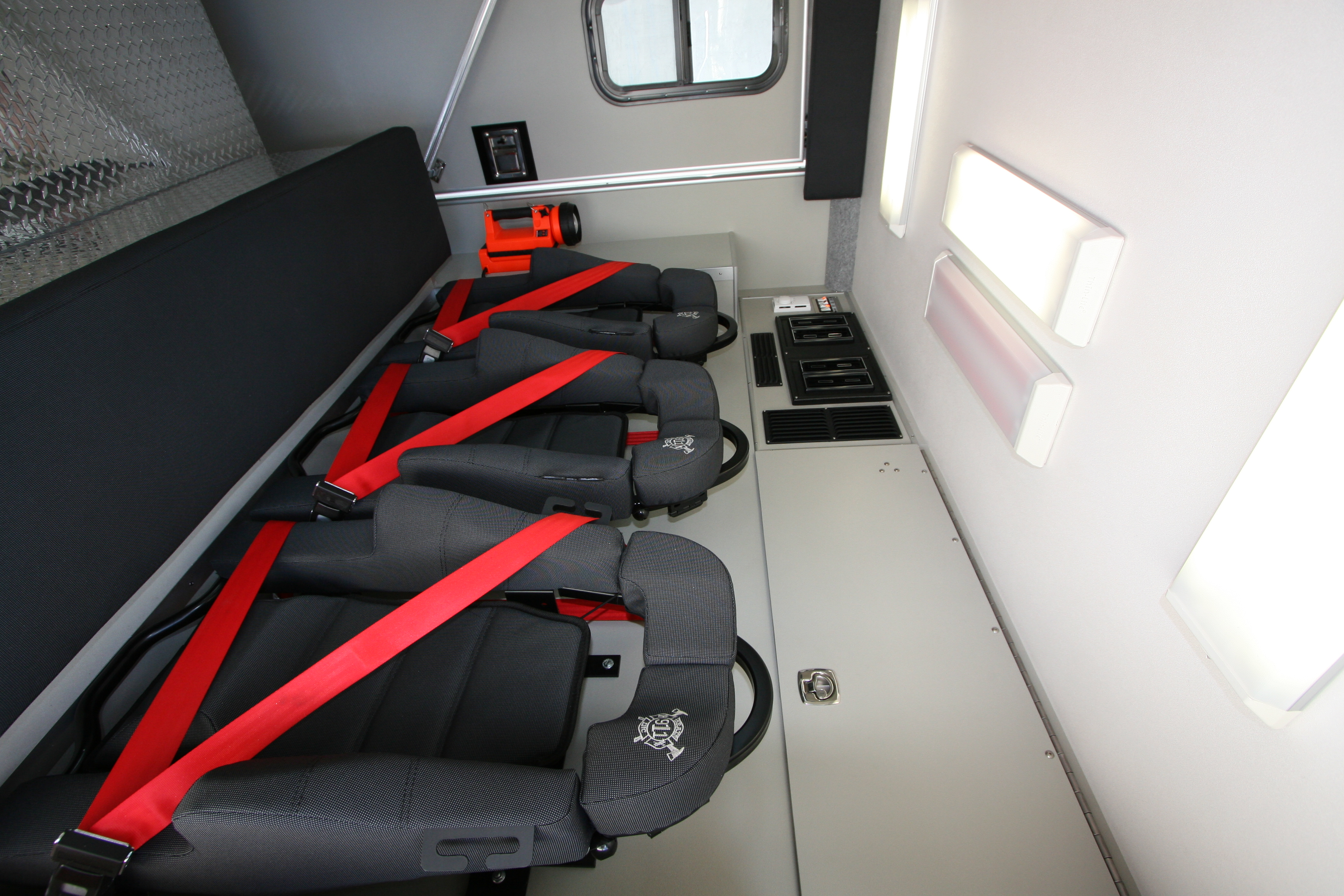 14-Ft. Crew Body Rescue Truck