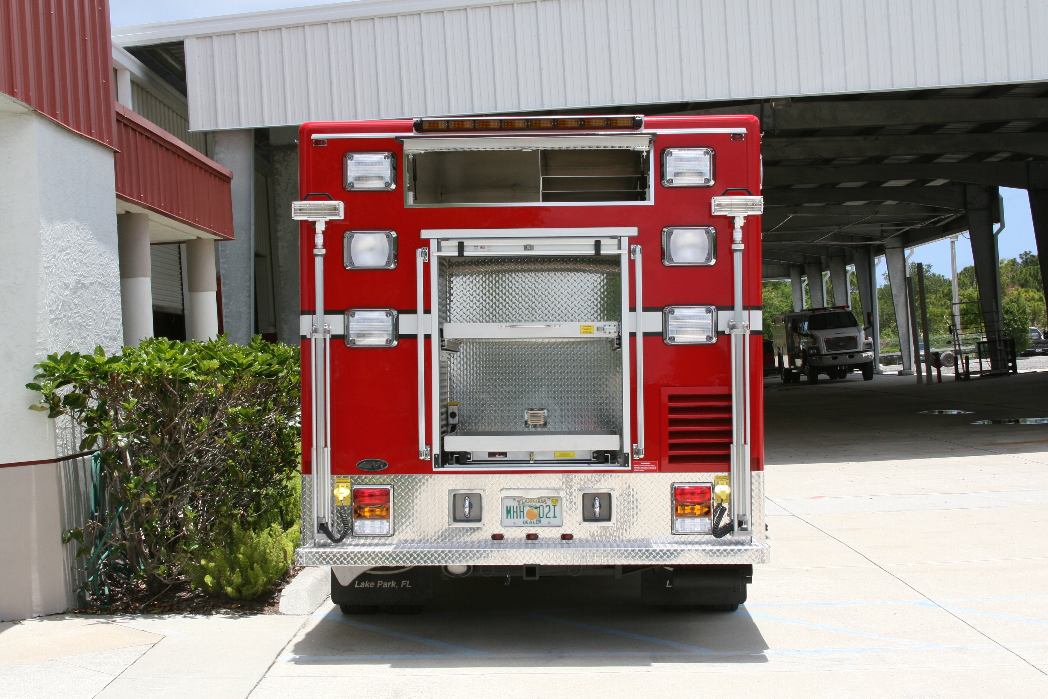 14-Ft. Crew Body Rescue Truck