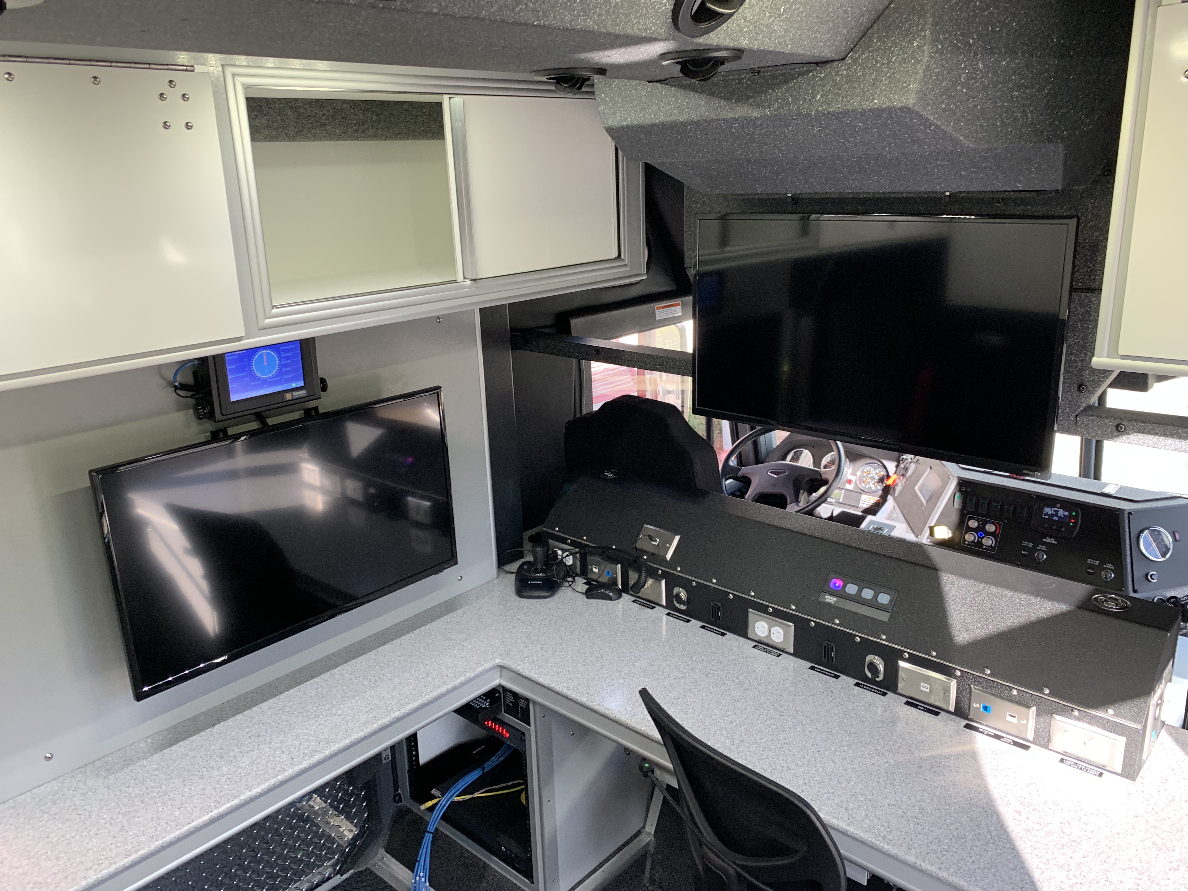 24-Ft. Hazmat Response Unit