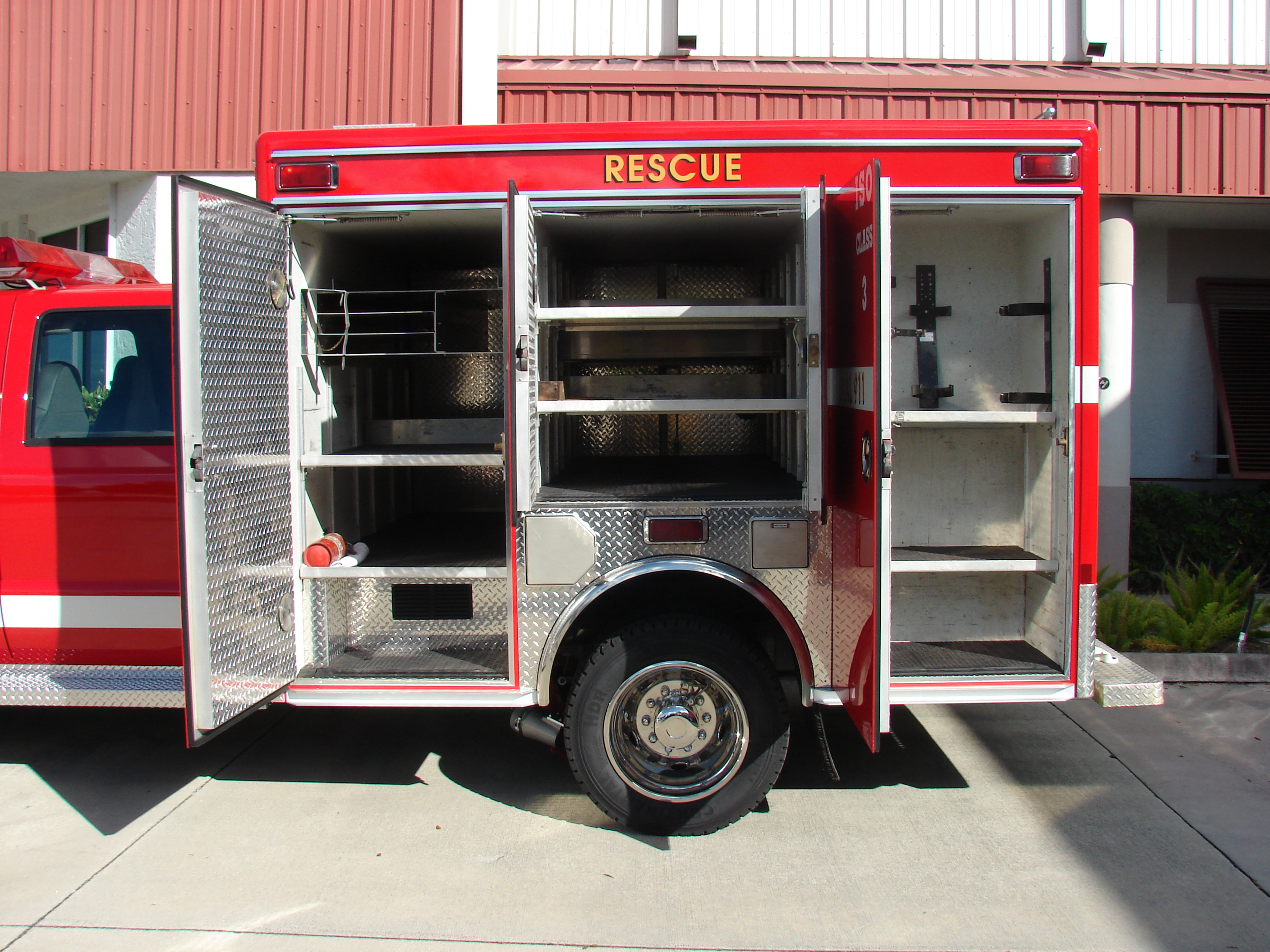 10-Ft. Non-Walk-In Rescue Truck