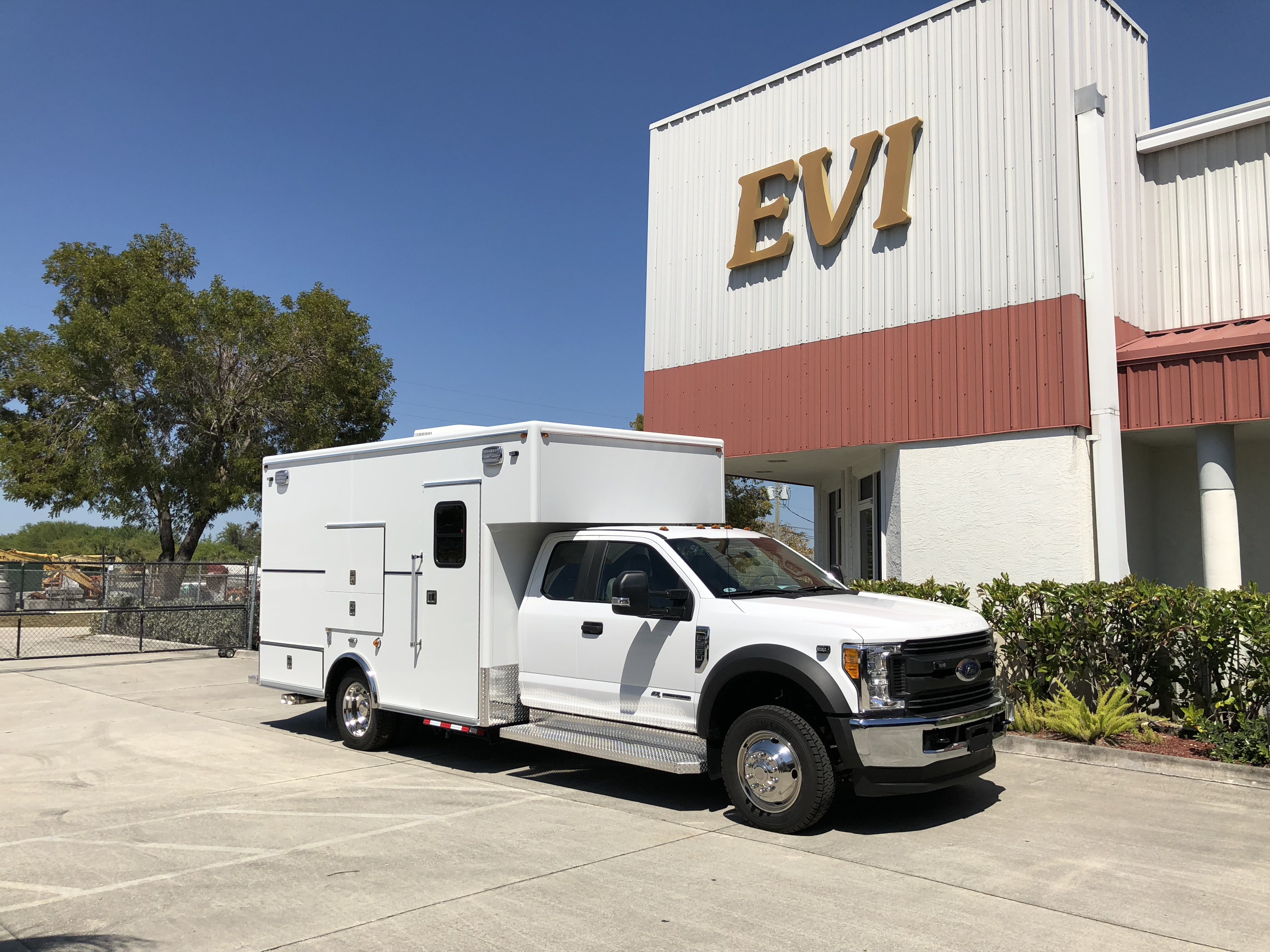 EVI EOD walk-in Command body utility