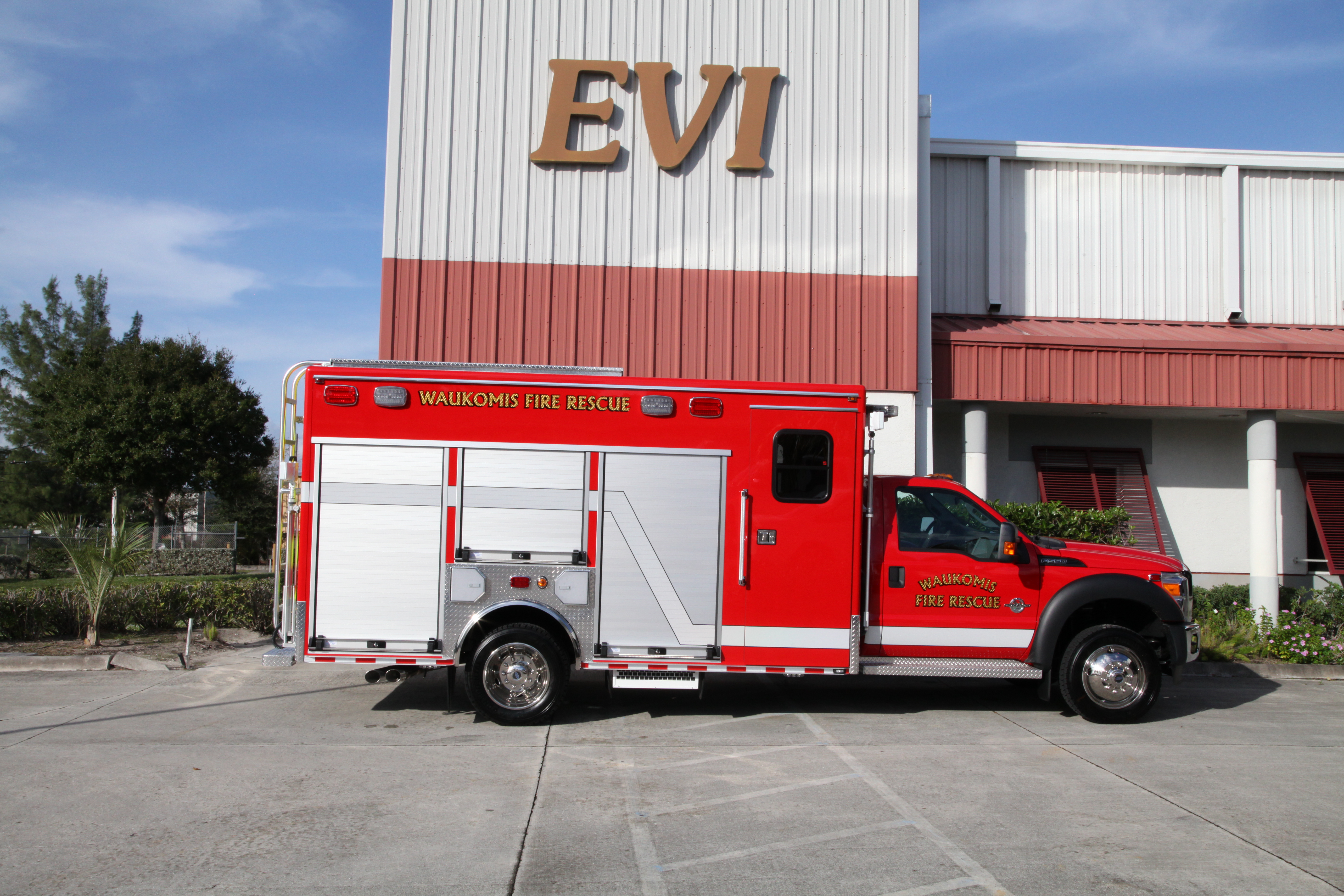 Crew Body Rescu Truck Waukomis Fire Dept. EVI