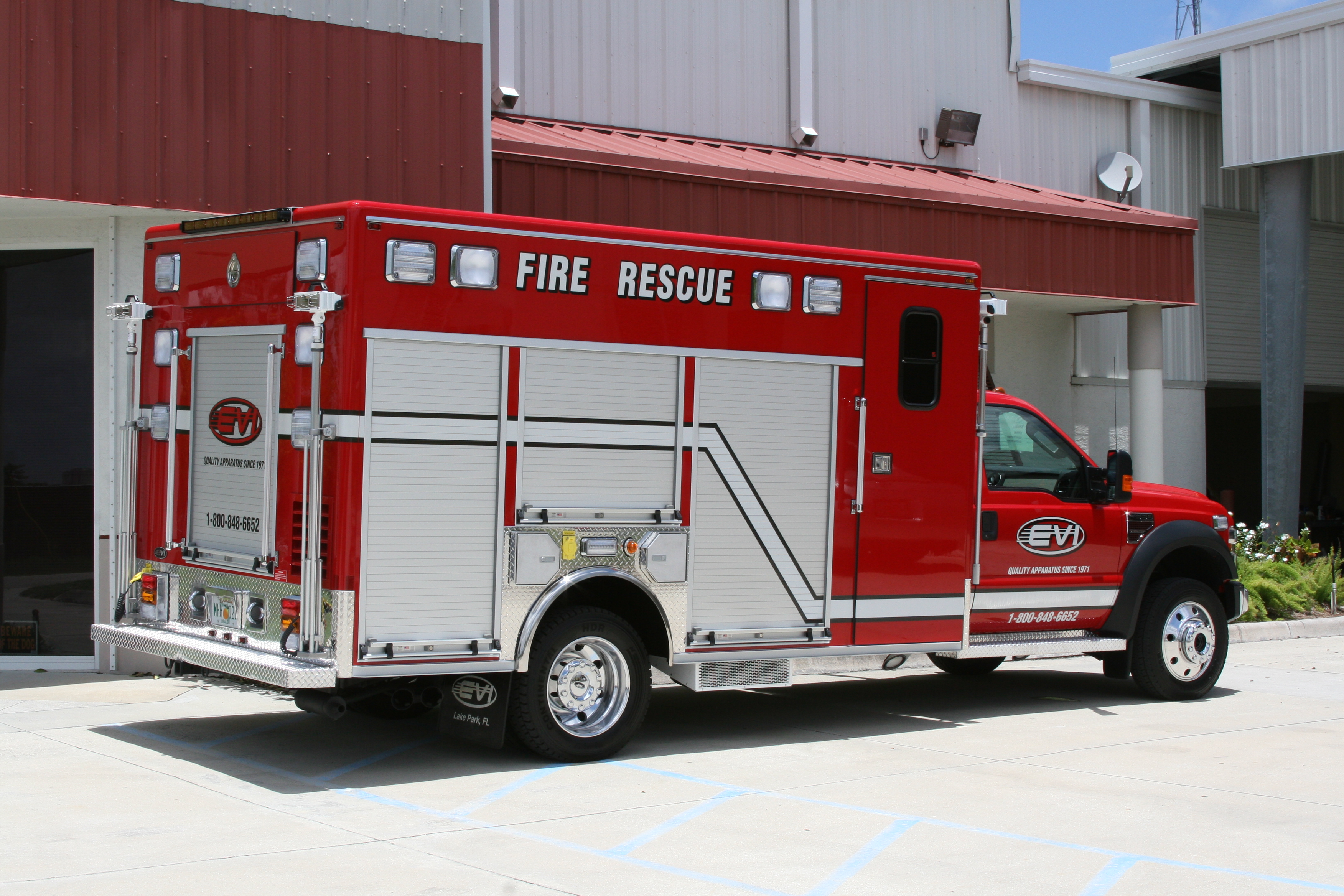 14-Ft. Crew Body Rescue Truck
