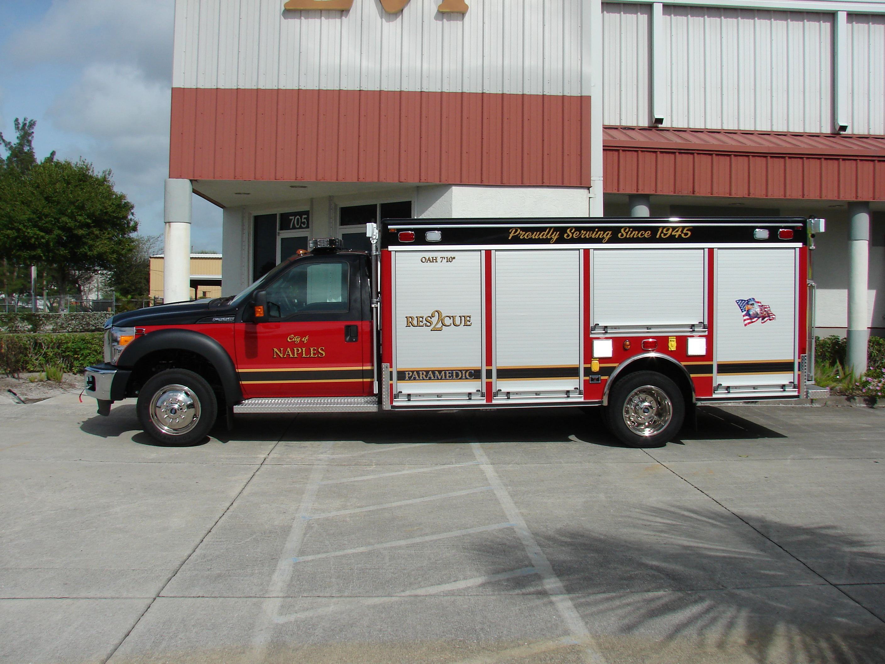 EVI 14-Ft Emergency Response Vehicle