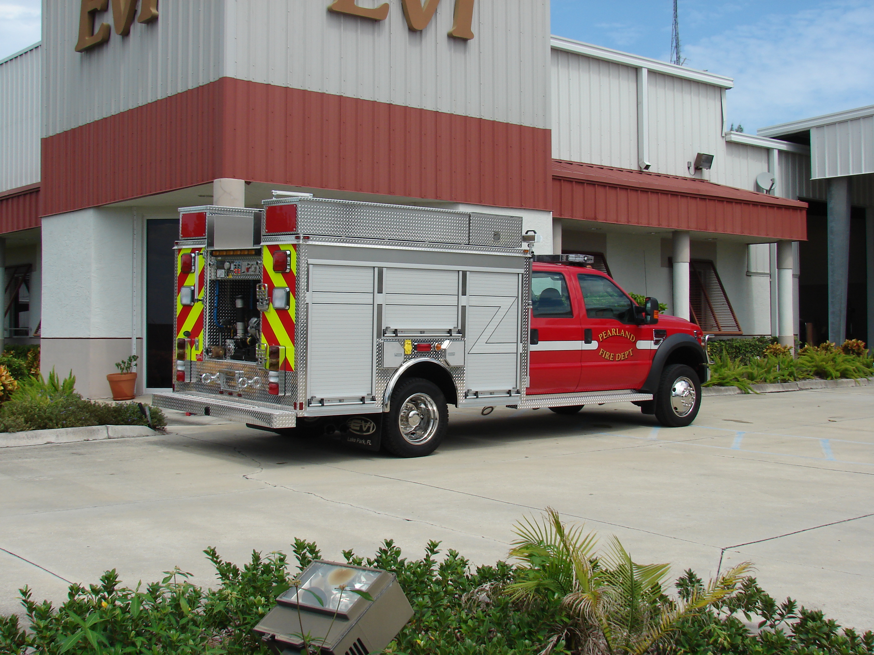 10-Ft. Non-Walk-In Quick Response