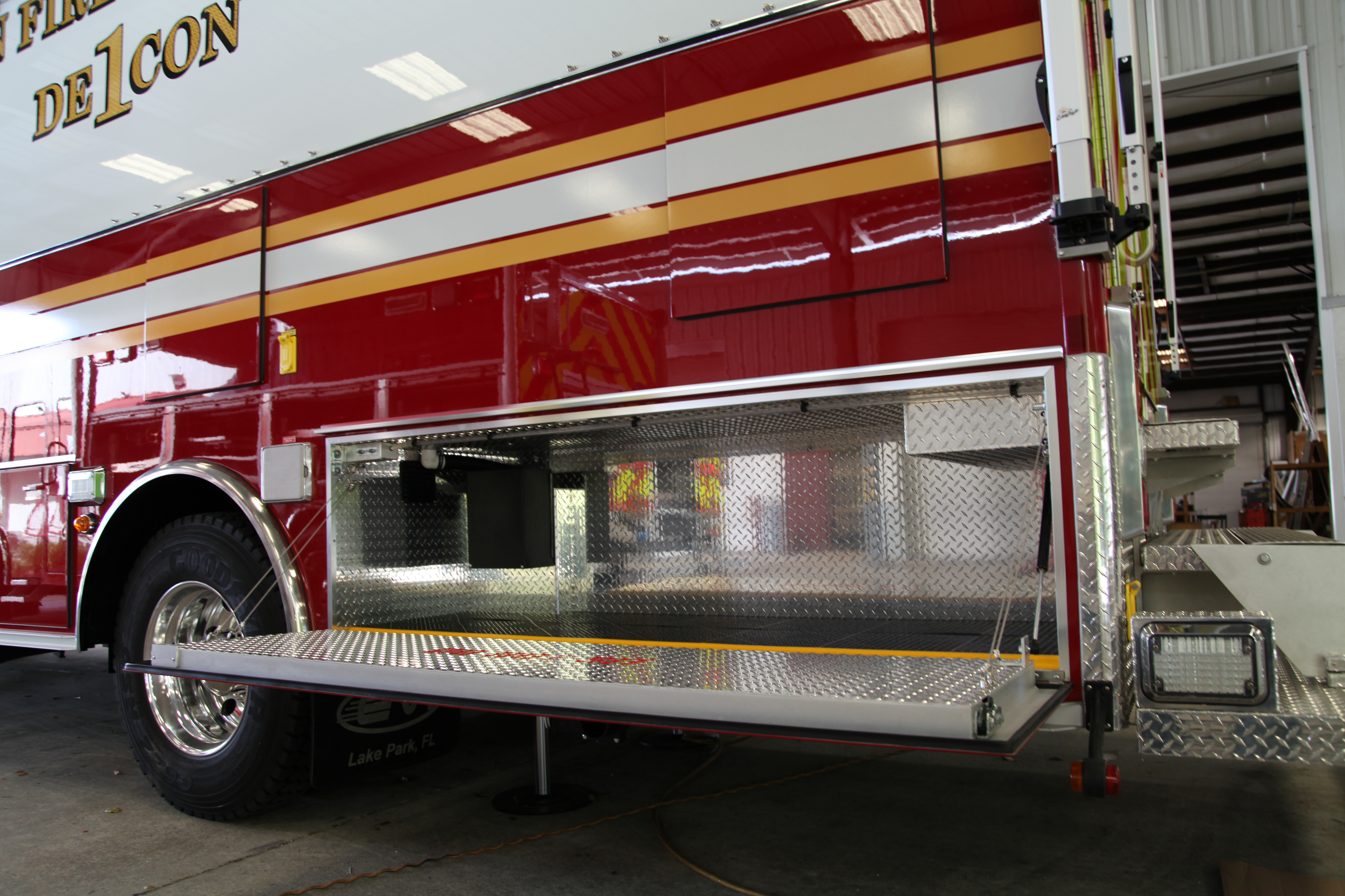 30-Ft Mobile Decontamination Vehicle