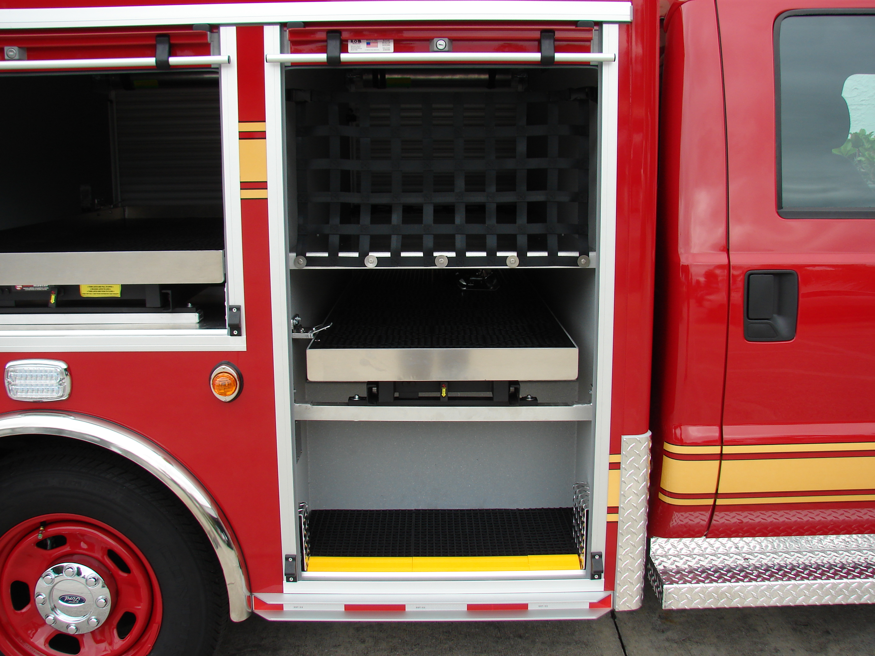 10-Ft. Non-Walk-In Support Vehicle