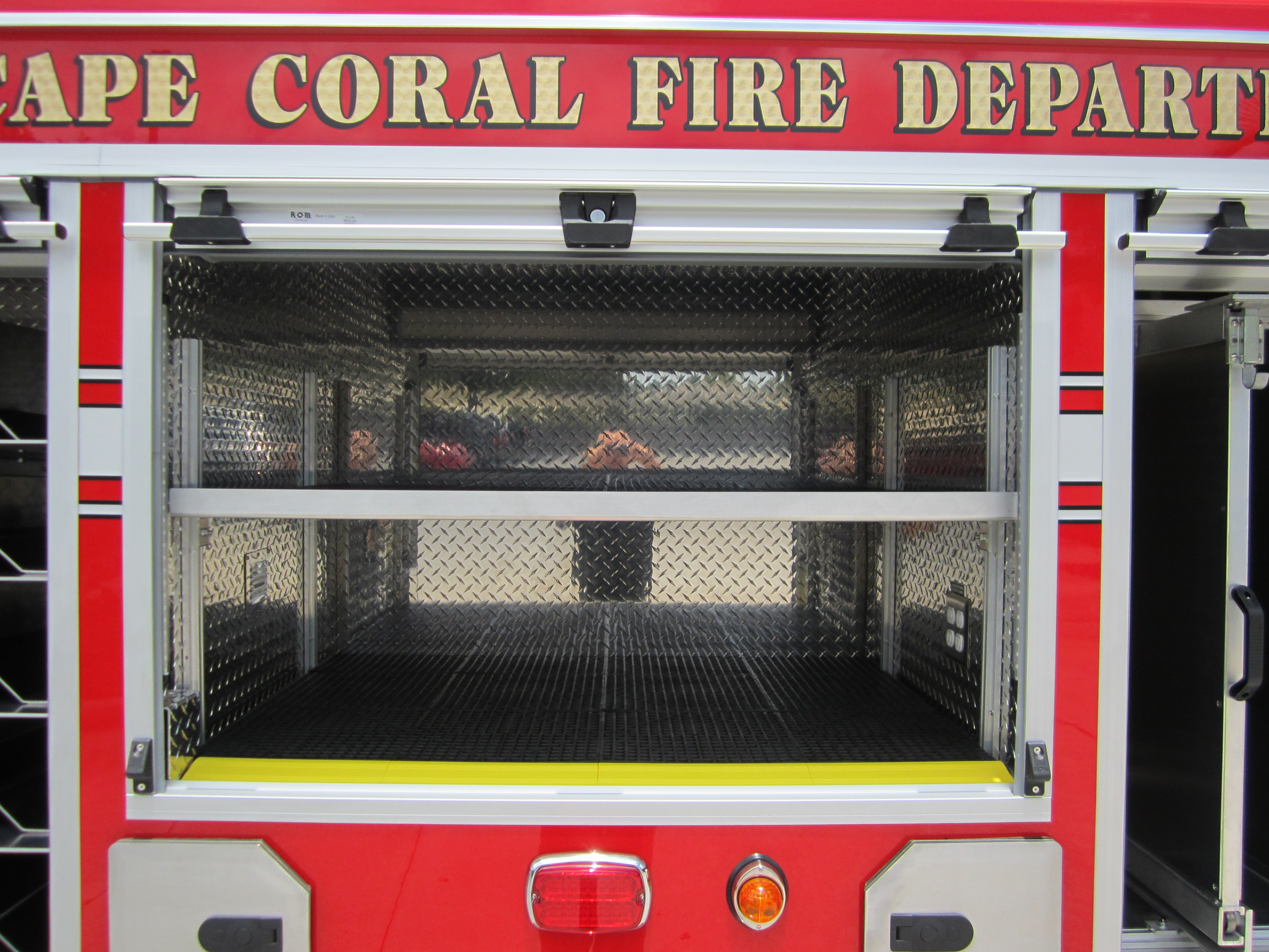 12-Ft. Non-Walk-In Light Duty Rescue