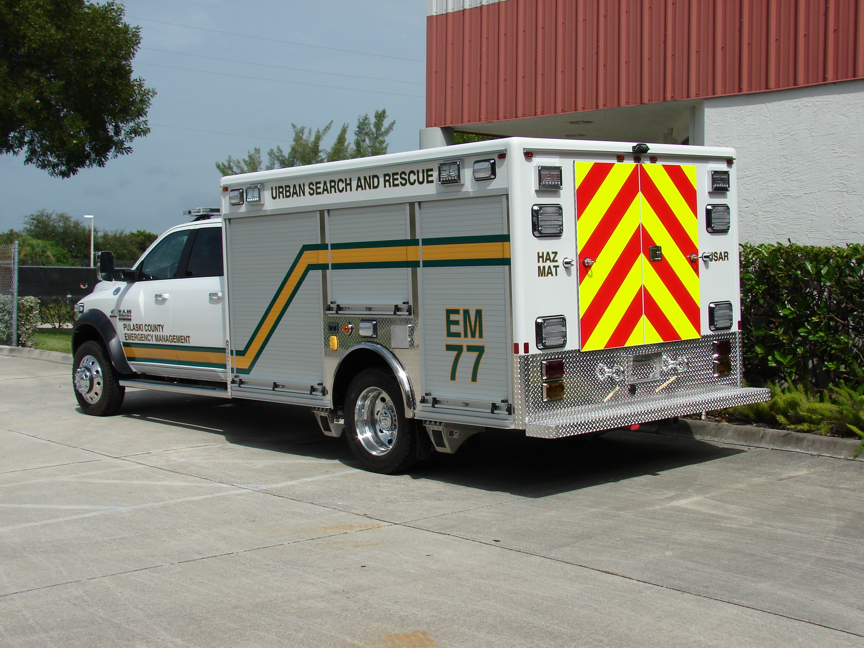 EVI 12-Ft. Non-Walk-In Rescue Truck