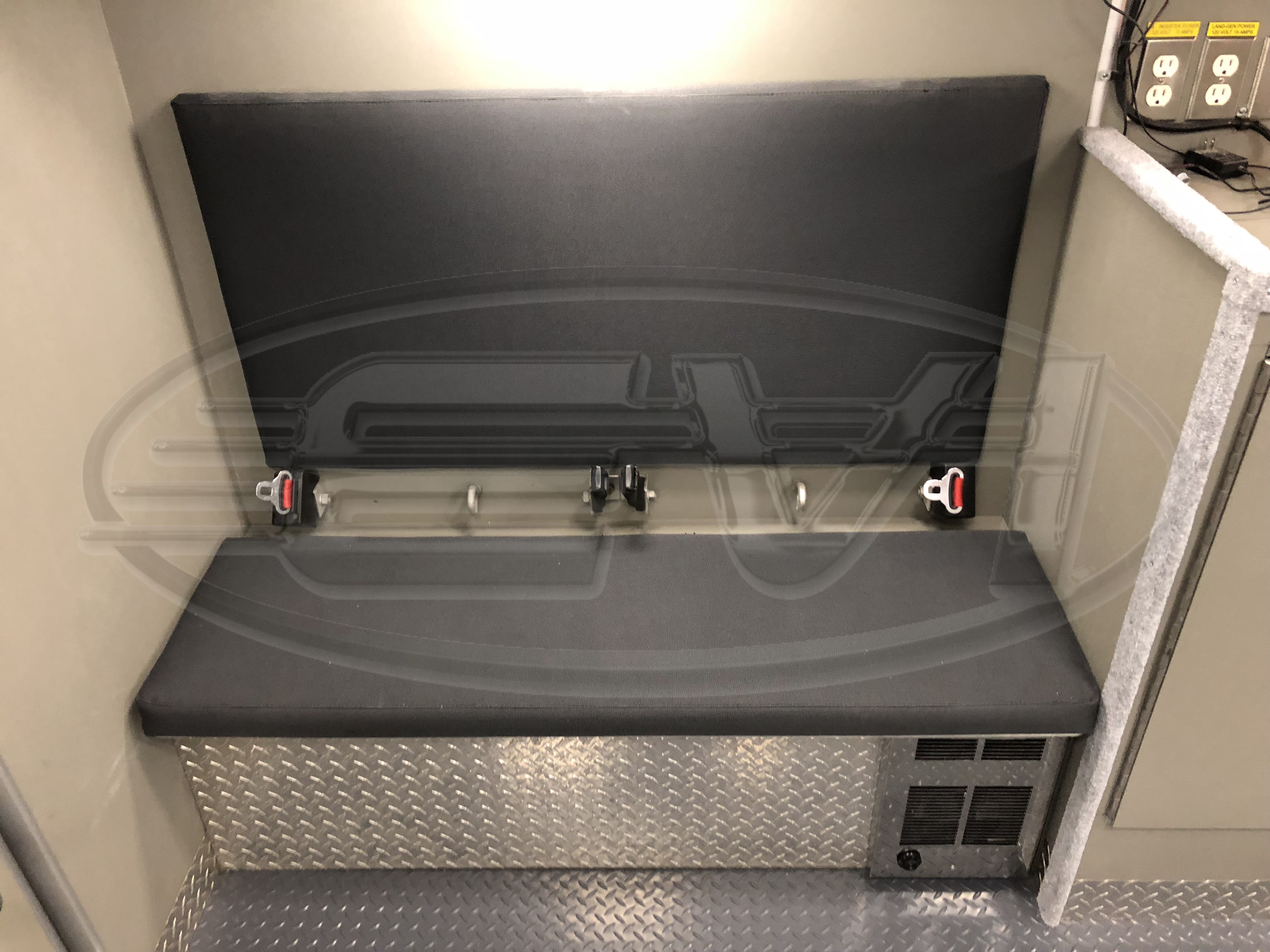 16-Ft. Walk-In DWI Mobile Processing