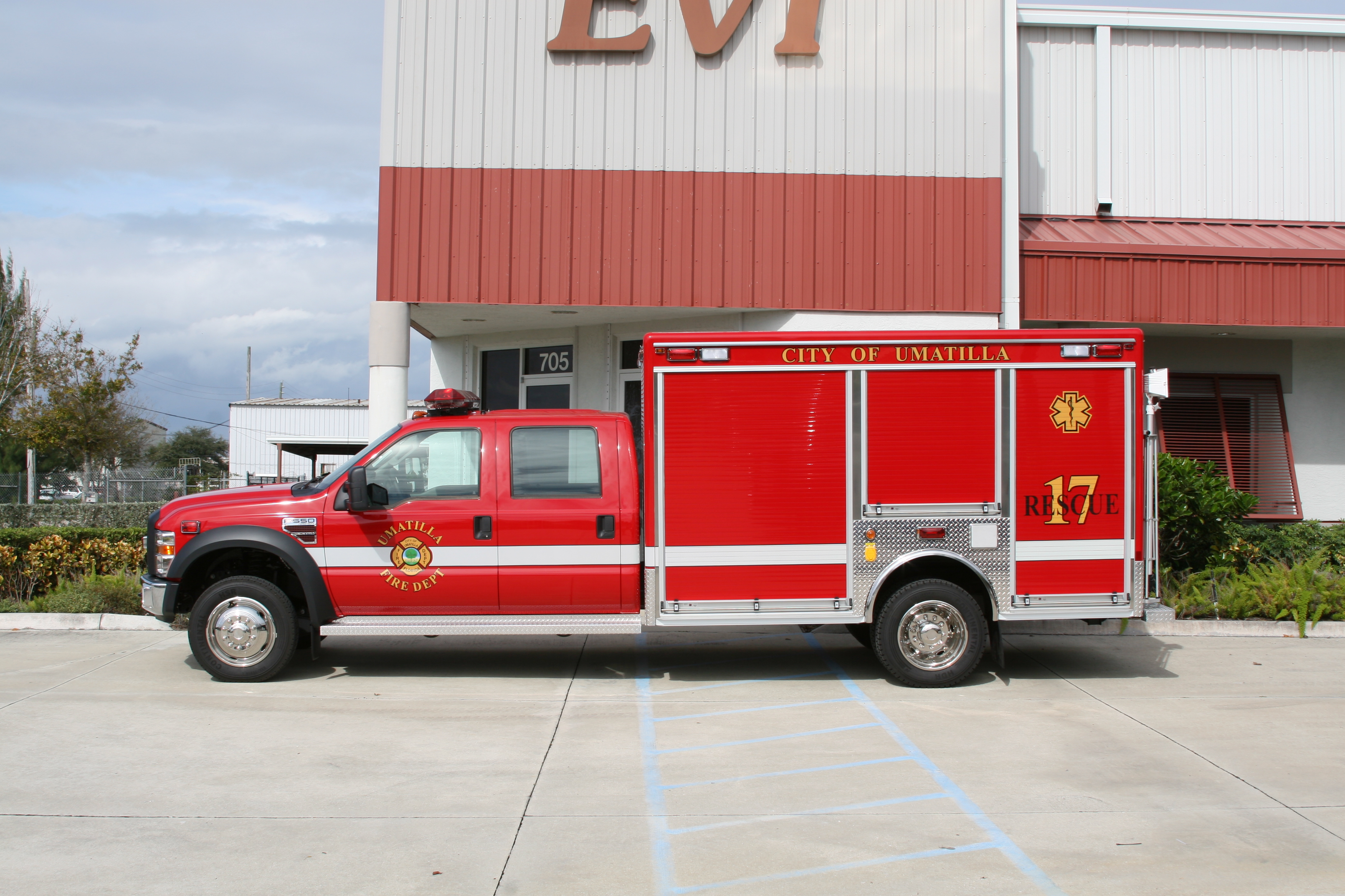 EVI 12-Ft. Non-Walk-In Rescue Truck