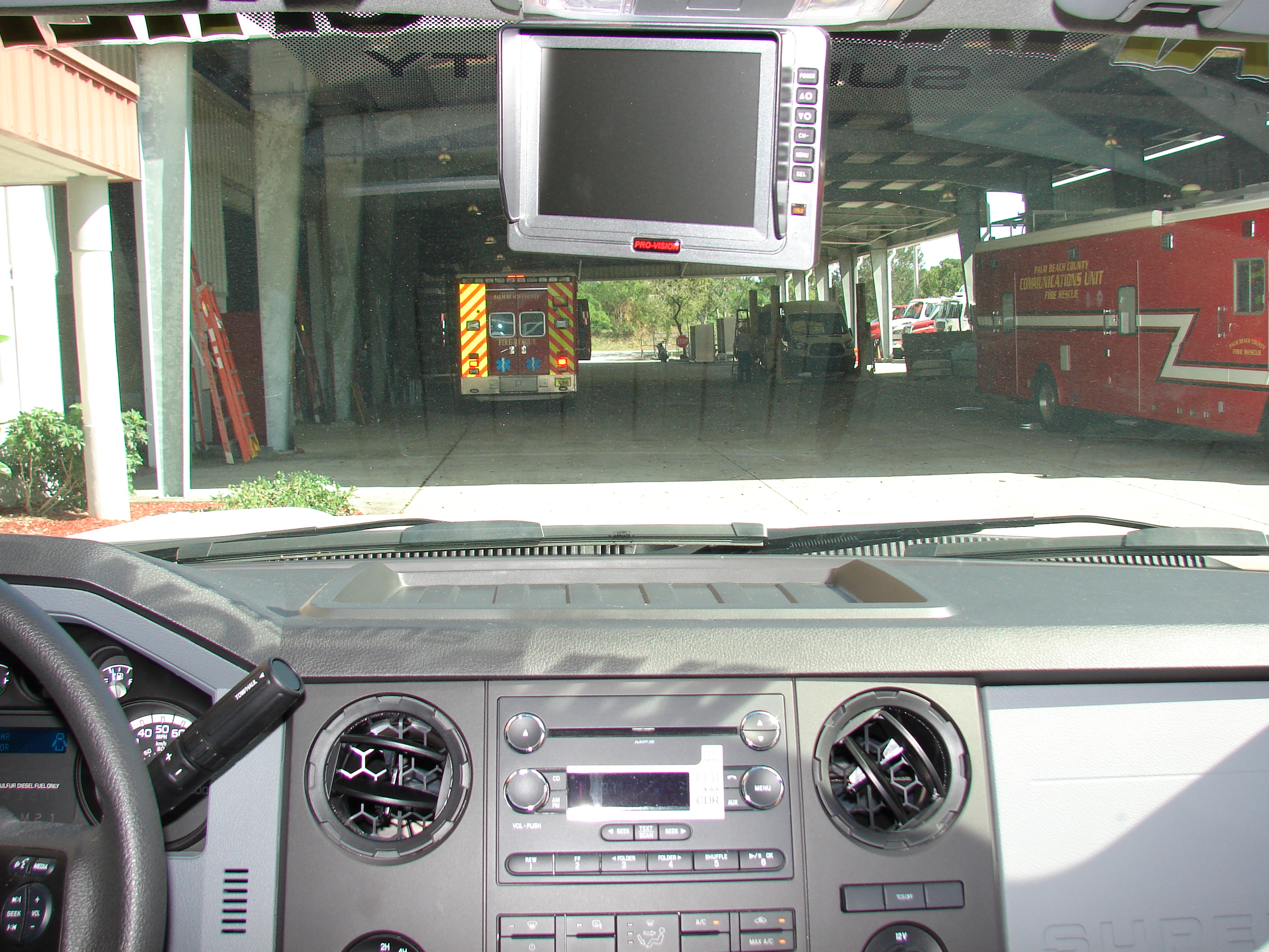 10-Ft. Non-Walk-In Rescue Truck